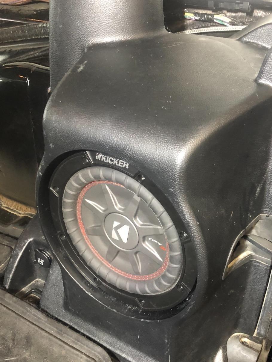 Kicker 43CWRT82 CompRT 8 Inch Subwoofer - Shallow Mount Dual 2 Ohm 600W Sub customer photo 2