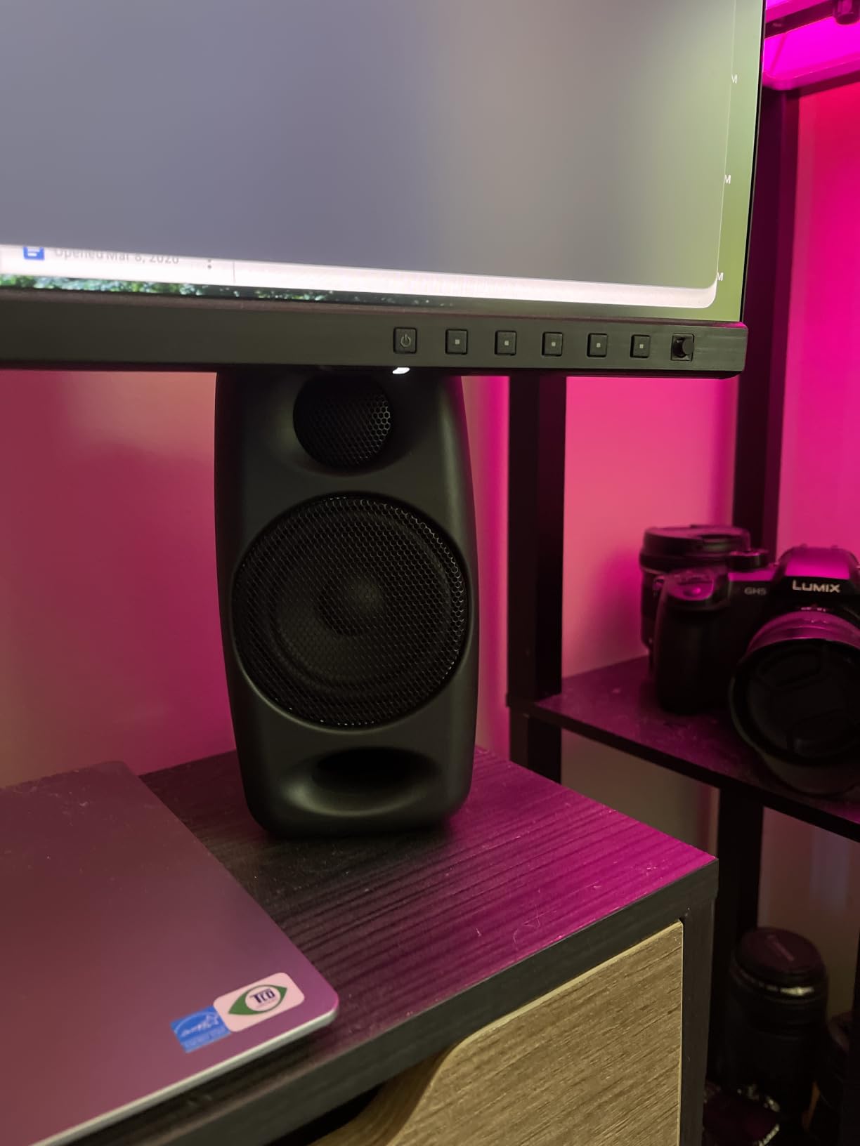 IK Multimedia iLoud Micro Monitor 50 watt Portable Wireless Bluetooth Studio Reference Monitors, Dual Speakers for Music Production, Mixing, Mastering, Composing, producing and DJs customer photo 2