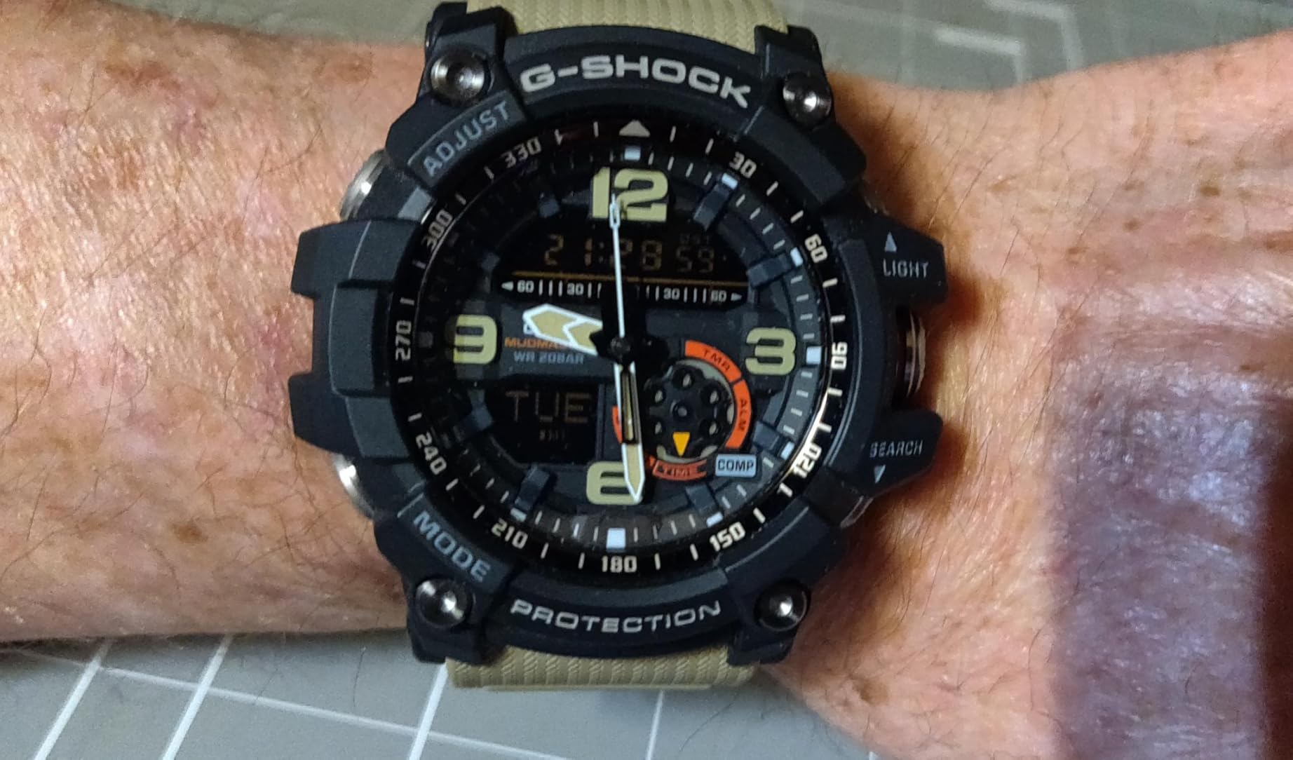 G-Shock MUDMASTER GG1000-1A5 Twin Sensor Watch Mud Resistant Shock Resistant 200M Water Resistant Compass Thermometer customer photo 2