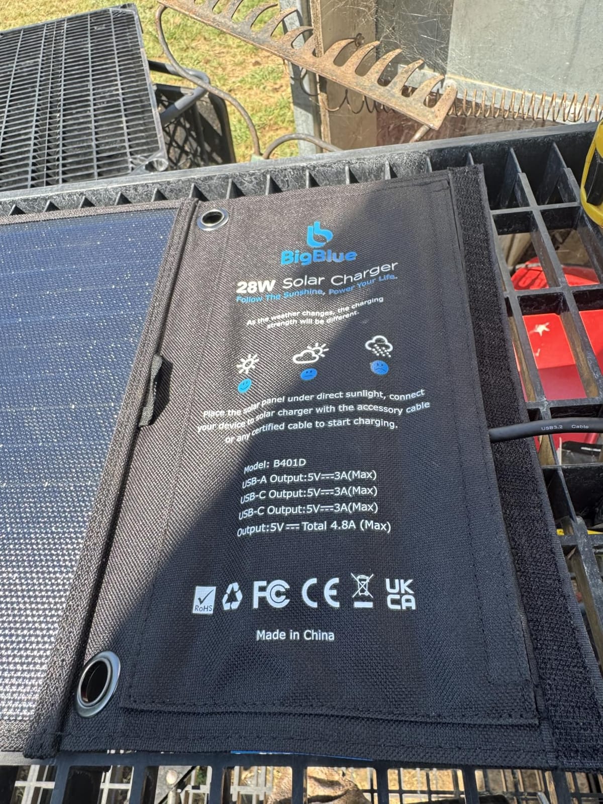 BigBlue 28W High-Efficiency Solar Panel Charger with Dual USB-C and USB-A | Solar Phone Charger for Camping, Backpacking, Folding Solar Panels for iPhone, iPad, Samsung Galaxy, Power Bank, GPS etc customer photo 1