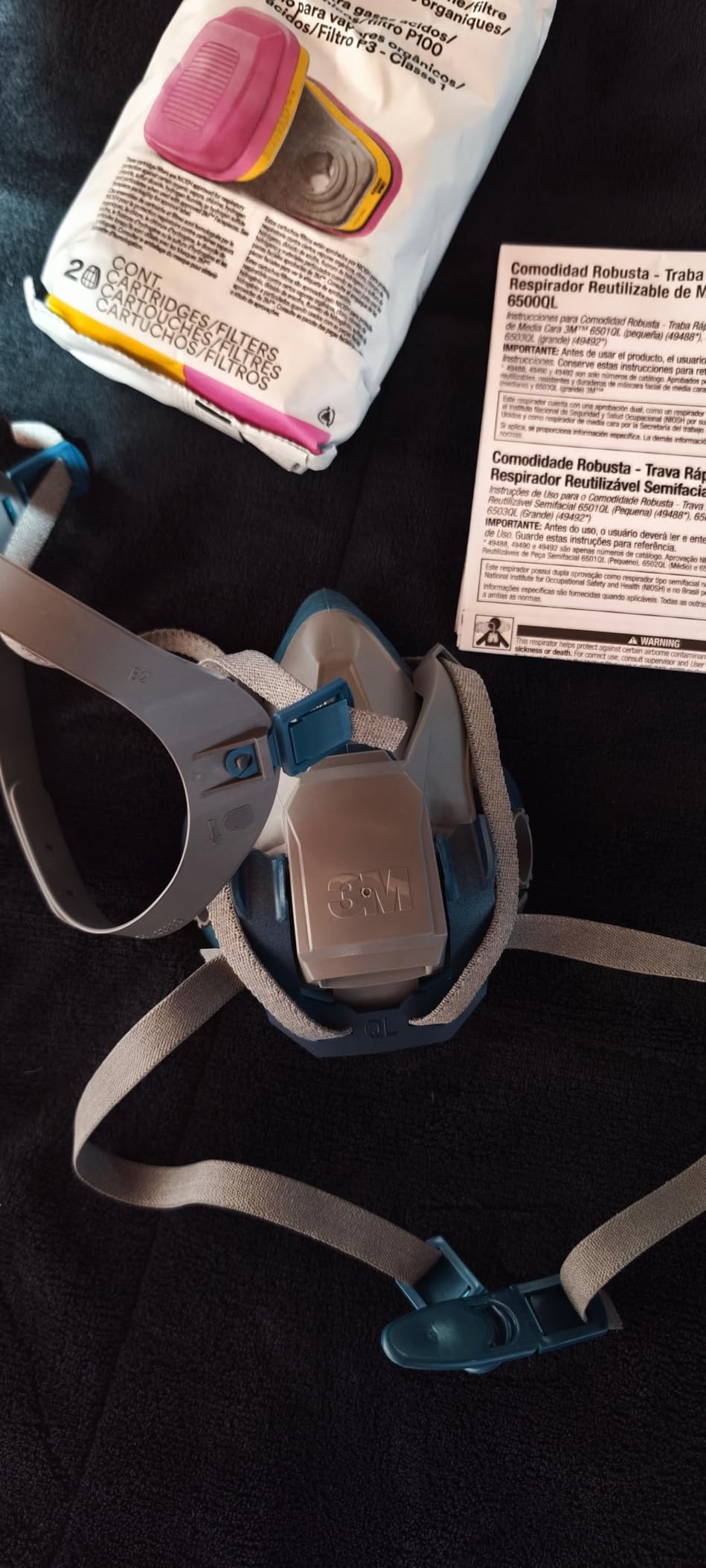 3M Quick Latch Multi-Purpose Respirator 65023 w/ 1-Pair Cartidges, Medium customer photo 1