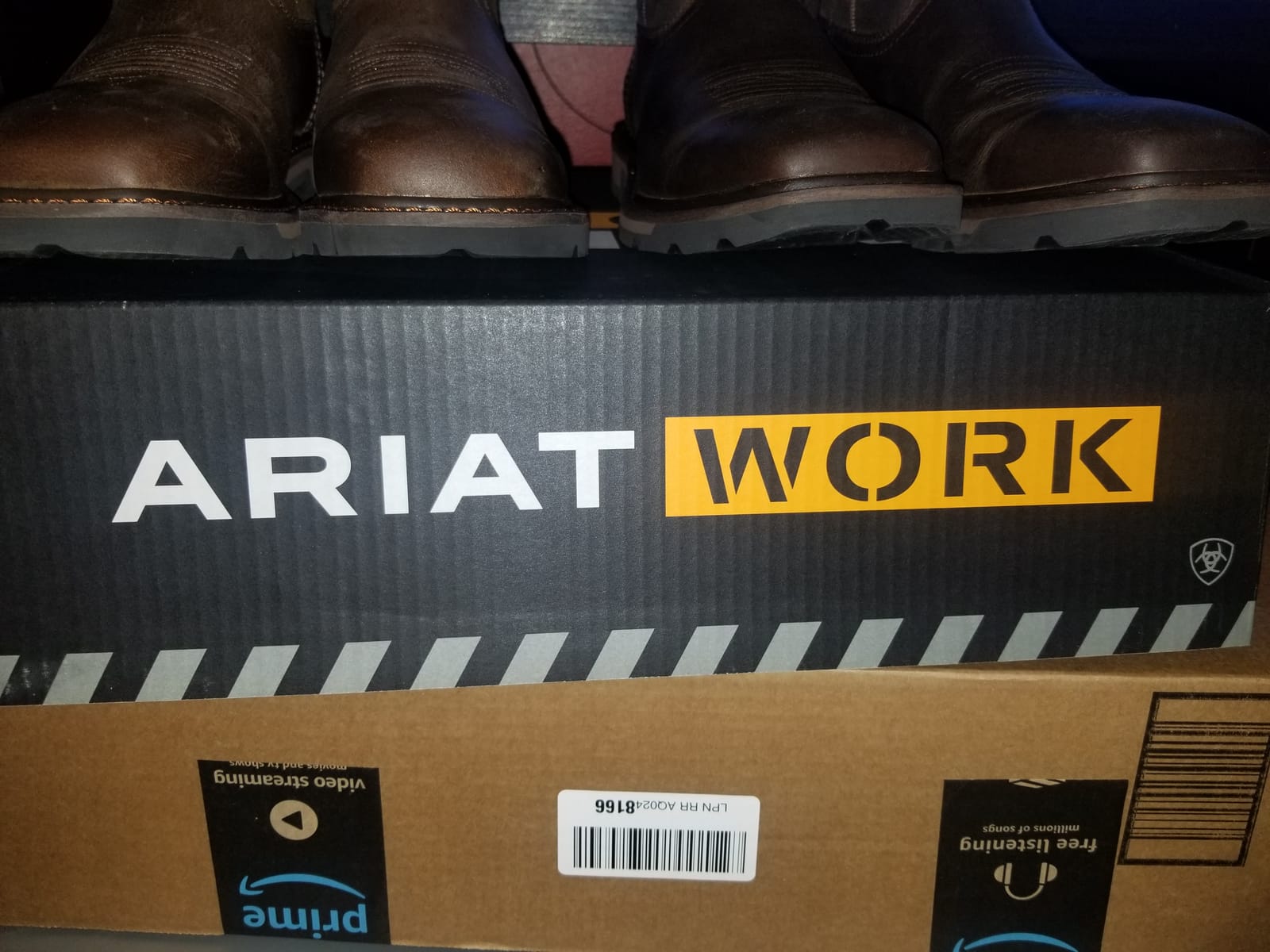 Ariat Men's Groundbreaker Wide Square Toe Work Boots customer photo 2