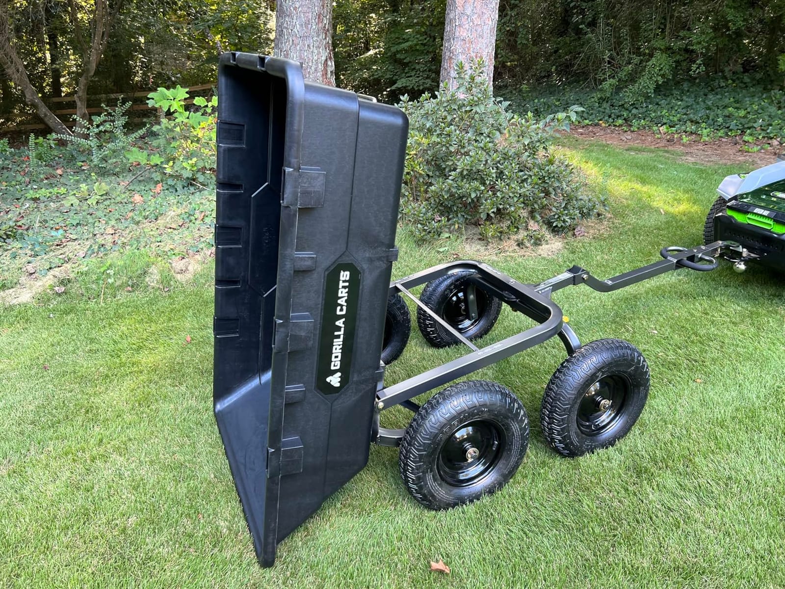 Gorilla Carts Poly Dump Cart, 1500 lb. Capacity, 10 Cu Ft, Black customer photo 1