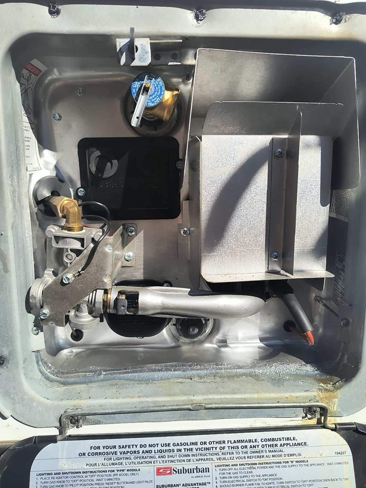 Suburban Advantage RV Tank Water Heater SW10DE - 10 gallon Porcelain Lined Steel Tank with Direct Spark Ignition (DSI) and Incoloy Electric Element (5243A) customer photo 2