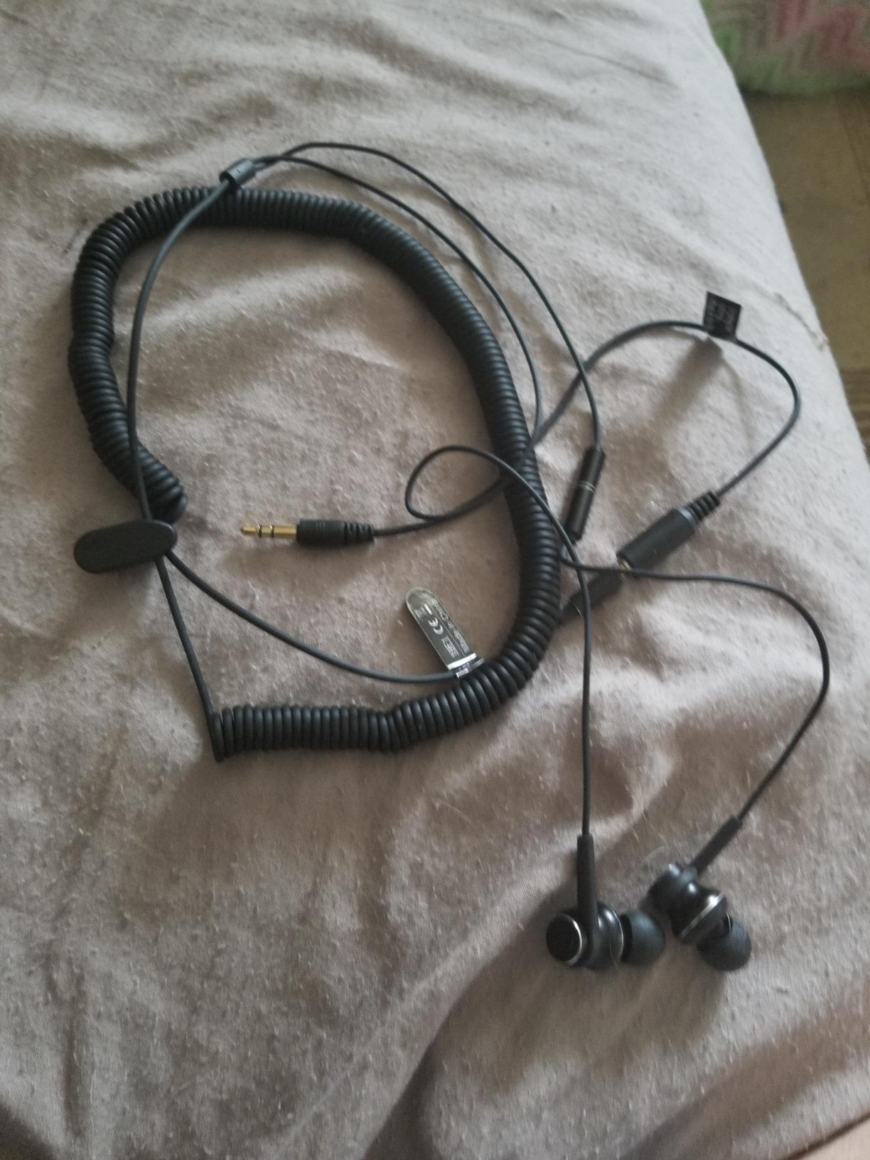 Avantree HF027 - Long Cord Earbuds for TV & PC with 18ft Cable customer photo 2