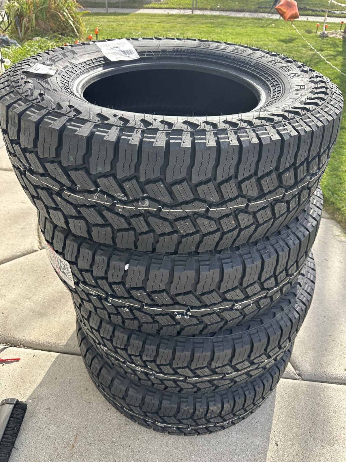 Falken Rubitrek A/T All Terrain 265/70R17 115T Light Truck Tire customer photo 2