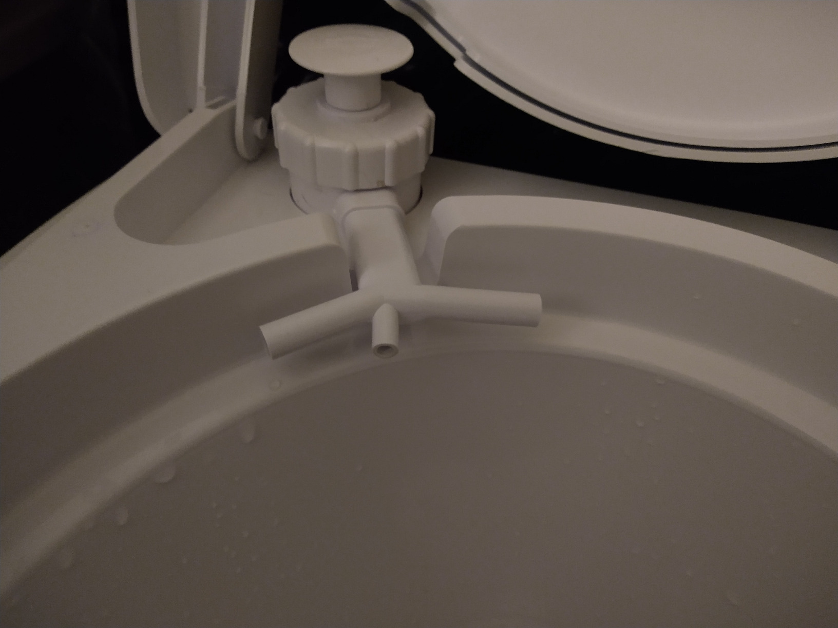 Camco RV Premium Travel Toilet - Features a 5.3-Gallon Detachable Holding Tank, Pump Flush Design & Spring-Loaded Latch (41544) customer photo 1