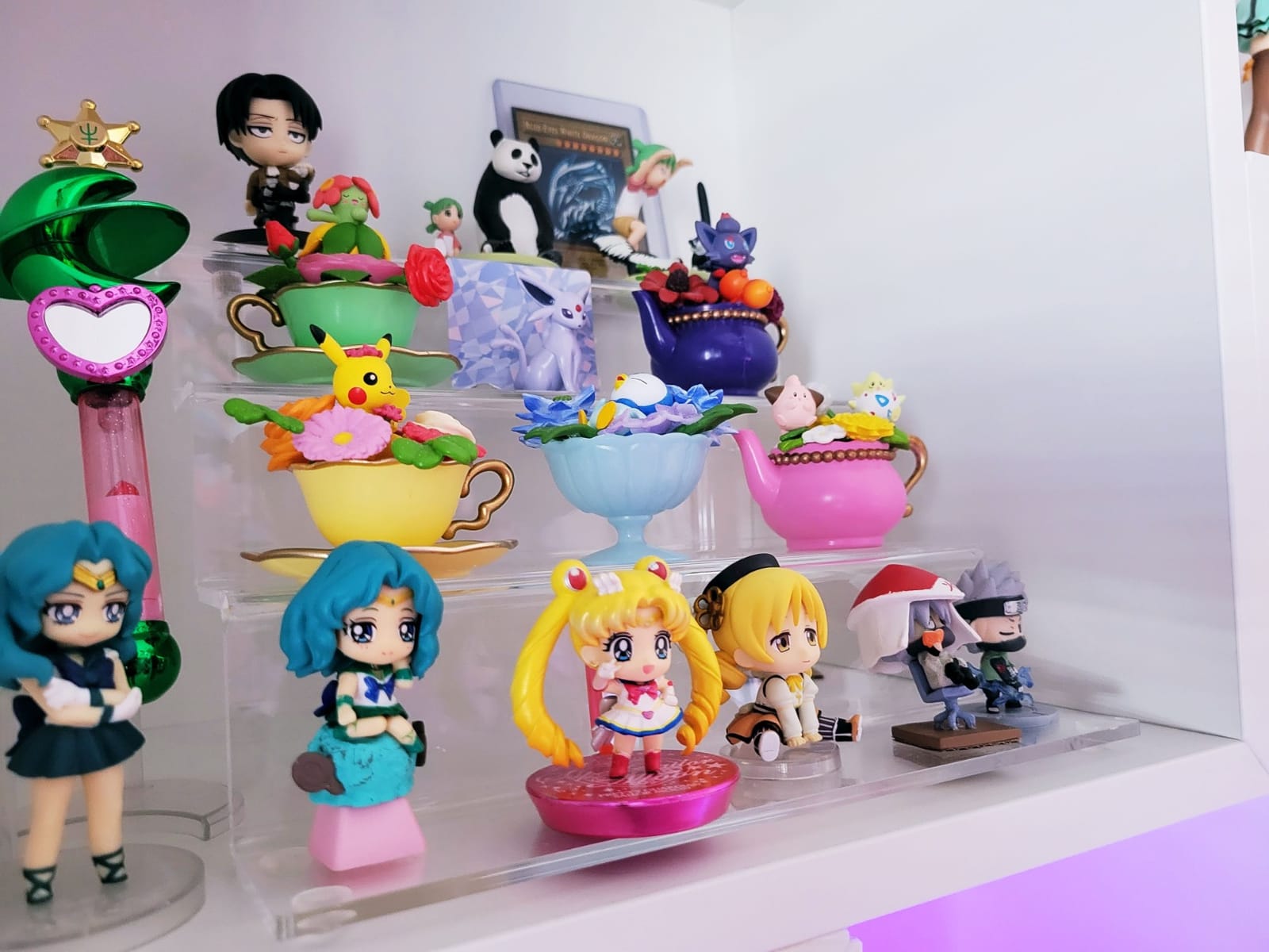 NIUBEE 4 Tier Acrylic Riser Display Stands Shelf for Amiibo Funko,12