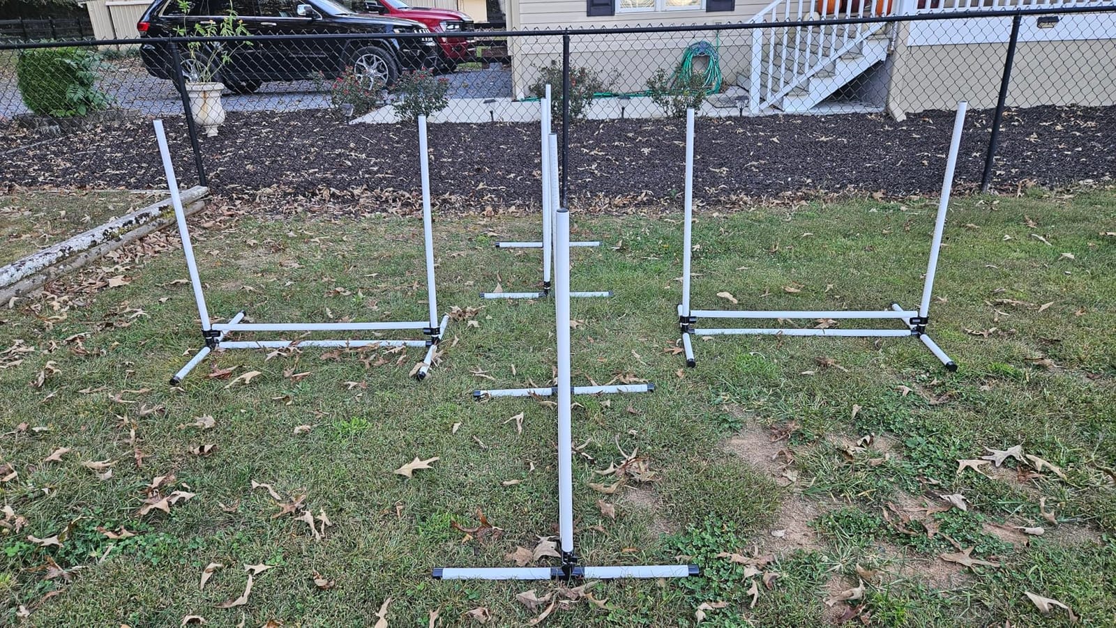 PawHut 4 Piece Dog Agility Training Equipment for Dog Agility Course White | Adjustable Height Jump Bars, Included Carry Bag, Displacing Top Bar customer photo 2