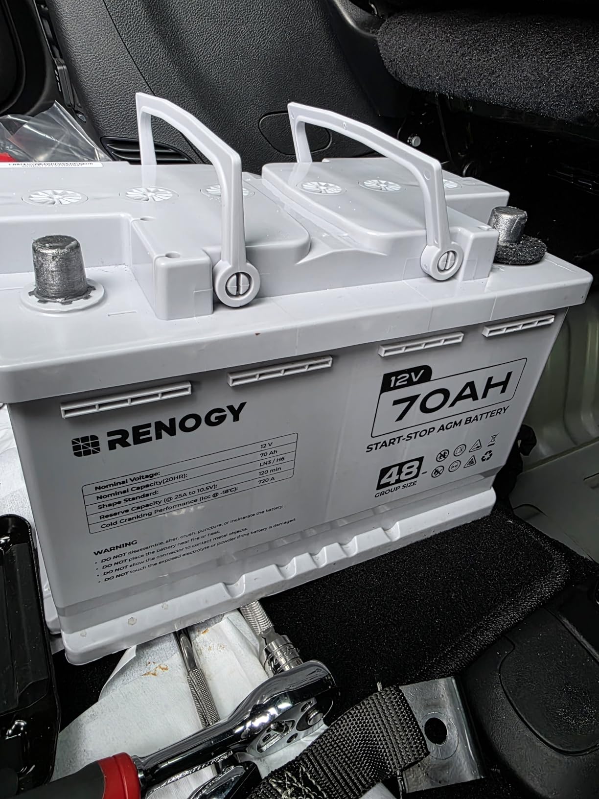 Renogy 12 Volt 200Ah Deep Cycle AGM Battery, Lead Acid Solar Battery | 3% Self-Discharge Rate, 2000A Max Discharge Current, Safe for RV, Camper, Cabin, Home Apliances, Marine and Off-Grid System customer photo 1