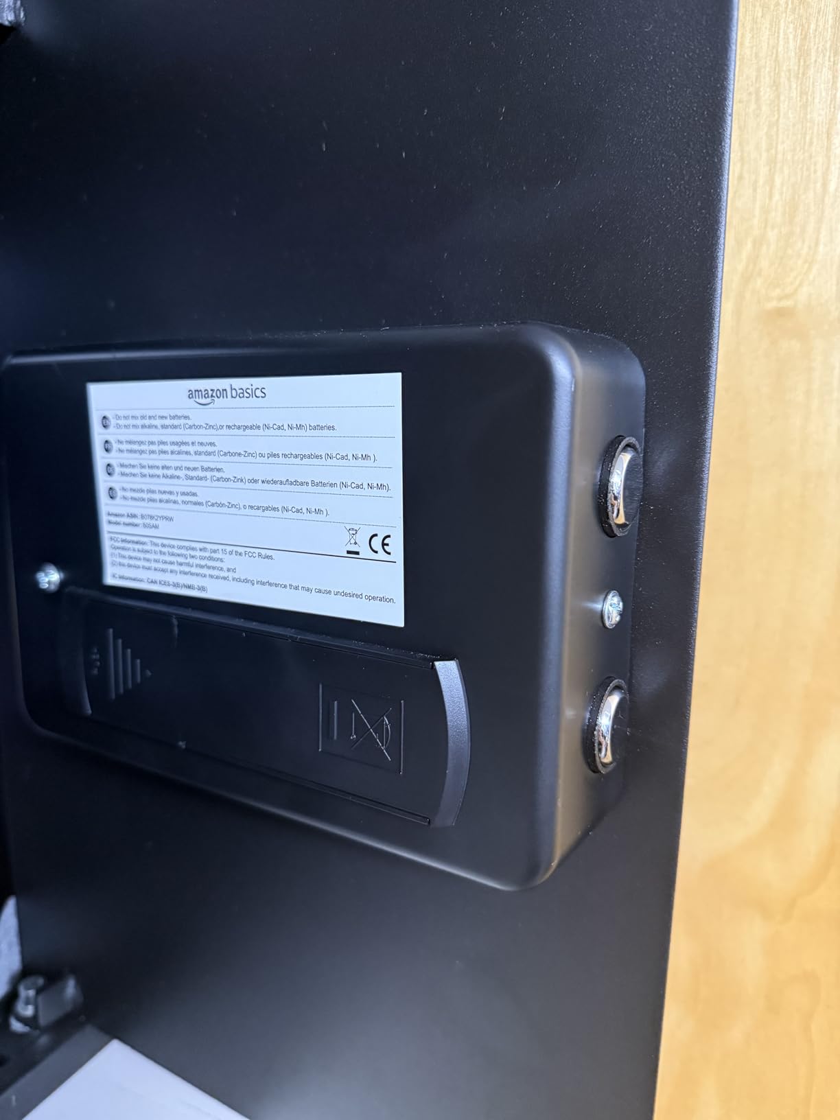 Amazon Basics Steel Home Security Safe Box with Electronic Keypad Lock for Documents, Jewelry, Valuables, 1.8 Cubic Feet, Black customer photo 2