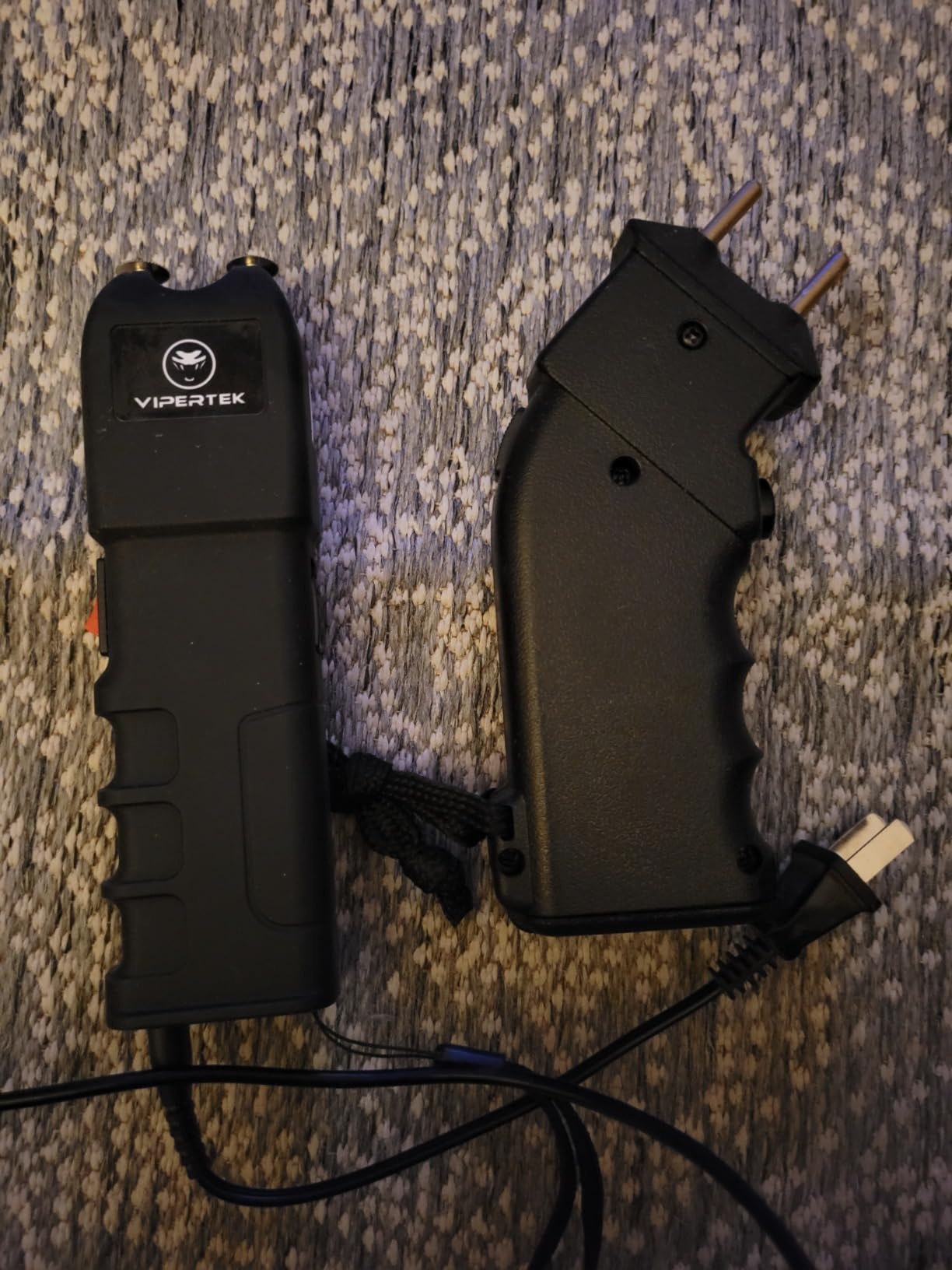 Cattle Prod Handheld - Electric Cattle Prod Livestock - Mini Hand Held Prodder for Sorting Cows Pigs, Goat, Sheep - 4000V Shock & Buzz customer photo 2