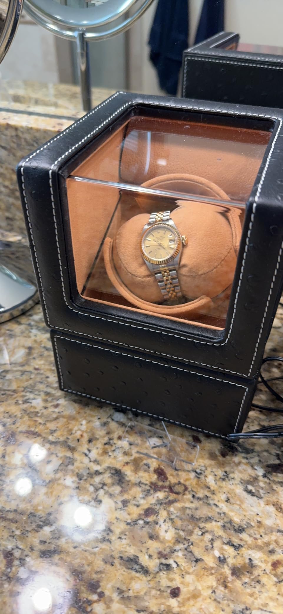 Automatic Single Watch Winder, Black Ostrich Leather | For Rolex and Other Luxury Watches, Quiet Motor, Soft Flexible Watch Pillows of Camel Velvet customer photo 2