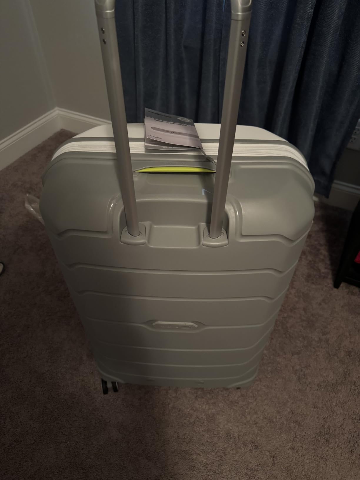Samsonite Freeform Hardside Carry-On Luggage with Spinner Wheels - Hardshell Suitcase - TSA, Airline-Approved - Expandable Hard Shell, Smooth Rolling Wheels for Lightweight Travel - Navy customer photo 2