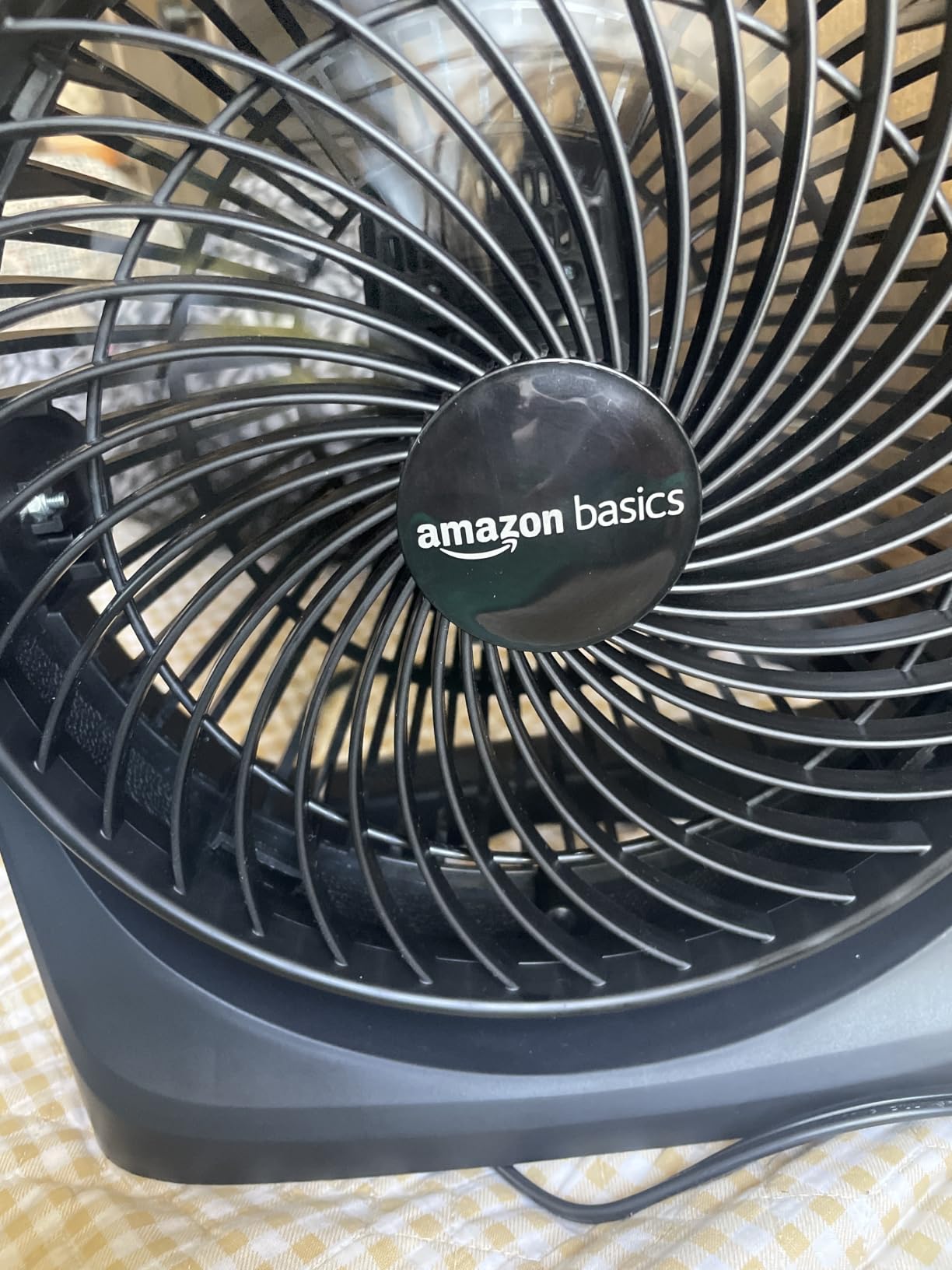 Amazon Basics Air Circulator Fan, Desk Fan for Bedroom, Home and Office, With 90-Degree Tilt Head, 3 Speed Settings, Lightweight (4.2 LBS), 70 Watts, Black customer photo 1