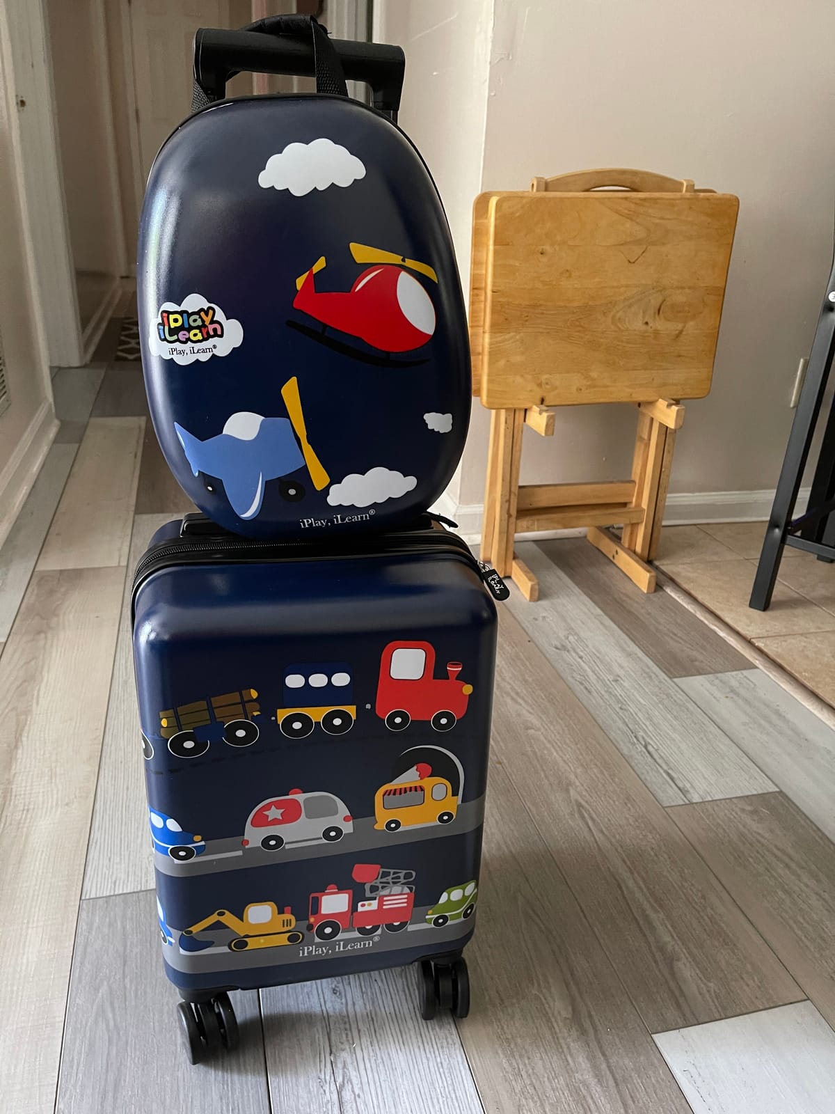 iPlay, iLearn Airplane Kids Luggage, 18