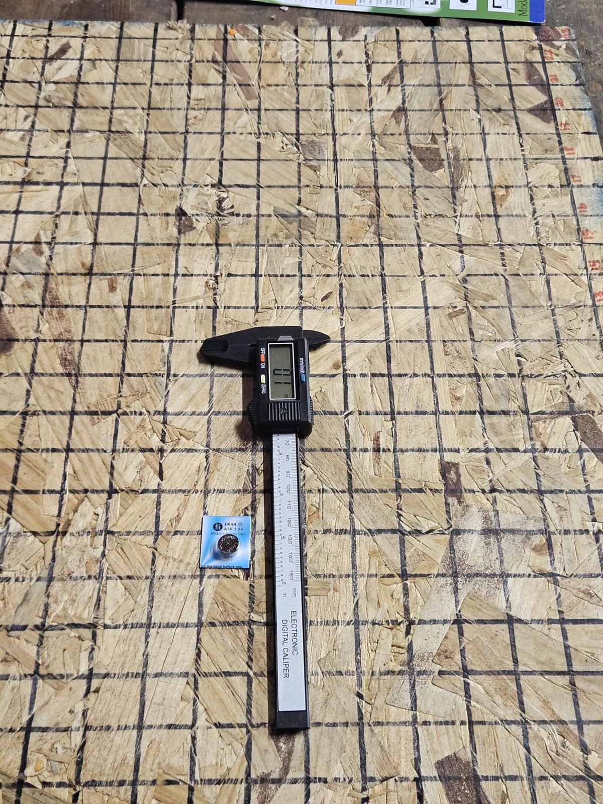 Digital Caliper, Adoric Calipers 0-6 Inch, Inch/mm Conversion, Large LCD customer photo 2