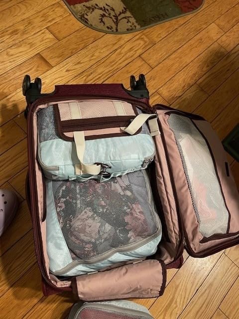 Travelpro Platinum Elite Checked Luggage Spinner, Red, 29-Inch customer photo 1