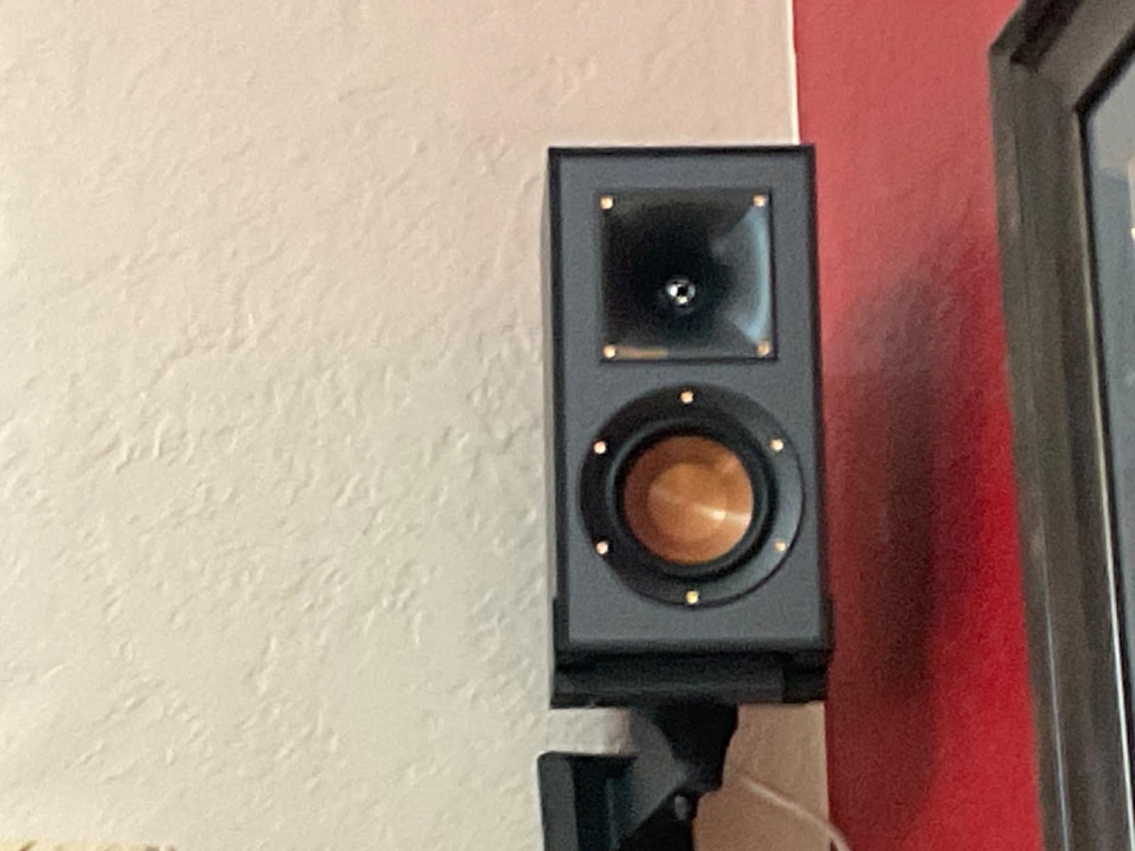 R-41M Reference Bookshelf Speakers (Pair), Black customer photo 1