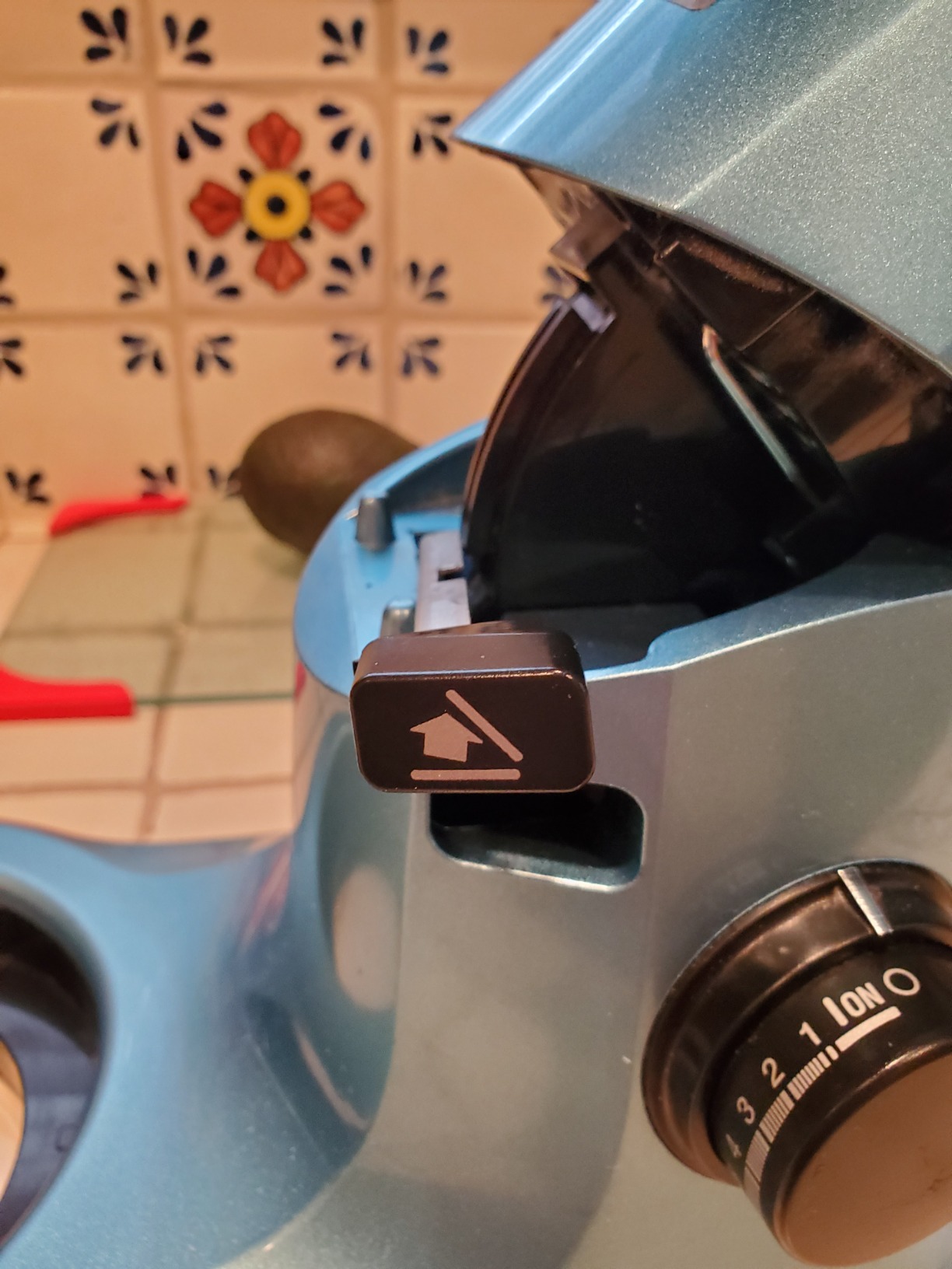 Hamilton Beach 4 Qt Electric Stand Mixer With 7 Speeds, Easy-Carry Handle customer photo 1