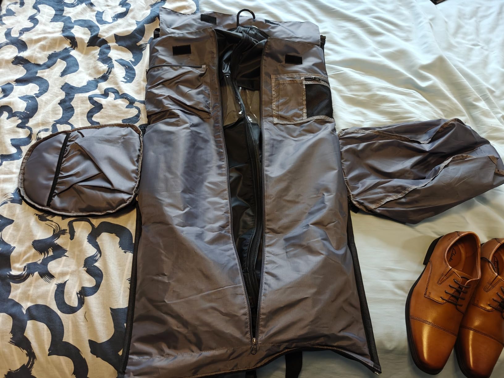 Garment Bags for Travel, 45L Carry on Convertible Garment Duffle bag | Men Women - 2 in 1 Hanging Suit Travel Bag with Shoulder Strap customer photo 1