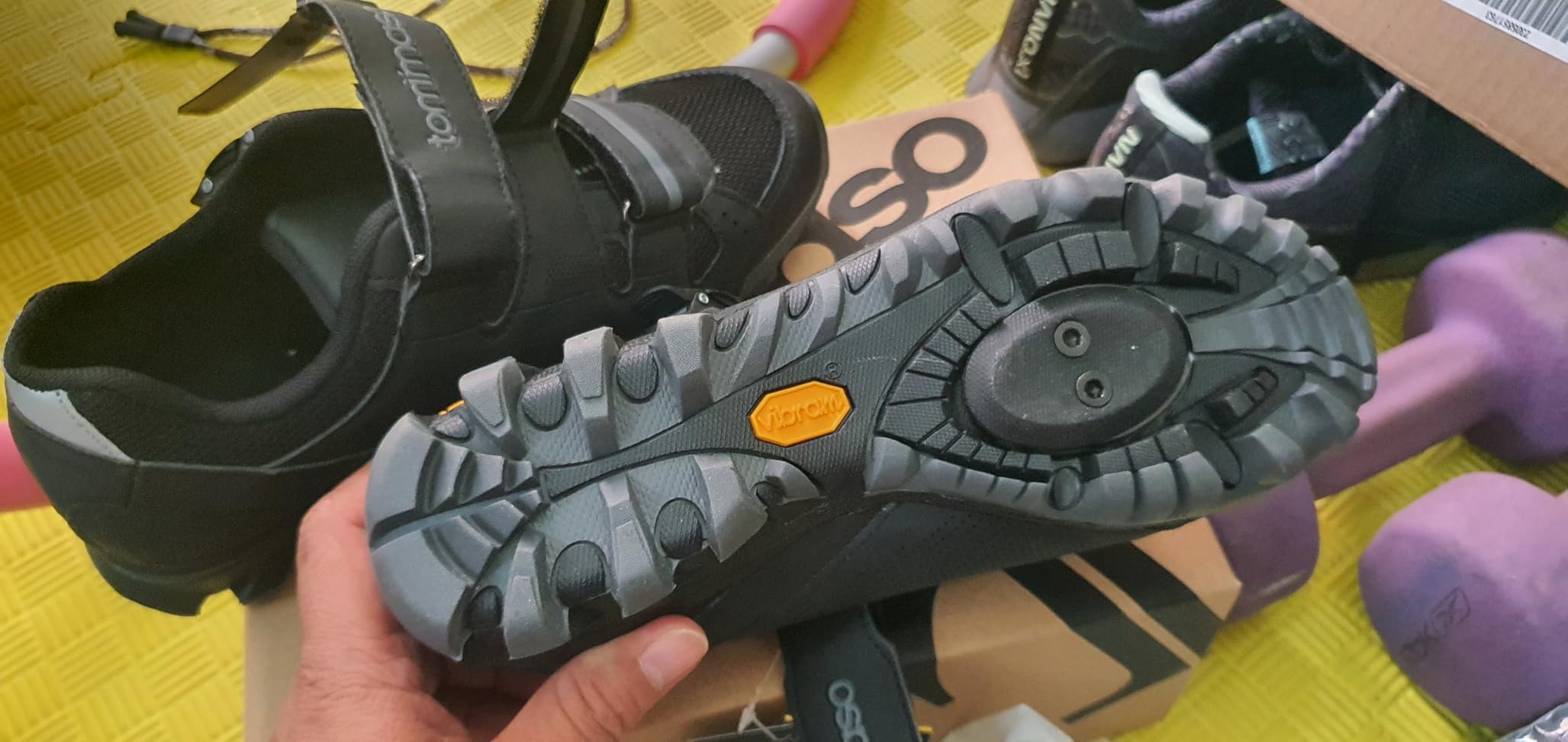 Tommaso Mens Cycling Shoes - SPD Compatible Outdoor, MTB, Gravel & Mountain Bike Shoes - Walkable Design - Cleats Not Included customer photo 2