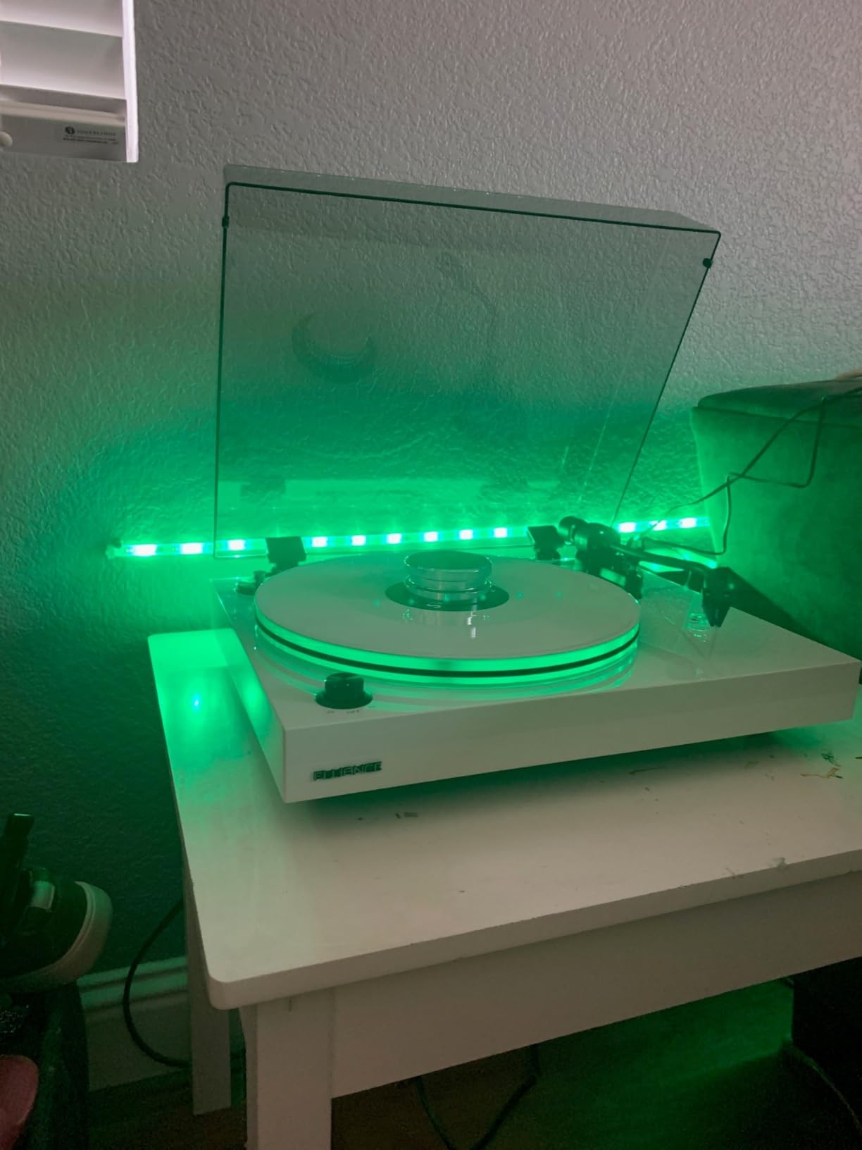 Fluance RT85 Turntable with Ortofon Cartridge, Acrylic Platter, Speed Control, and Vibration Isolation - Walnut customer photo 2