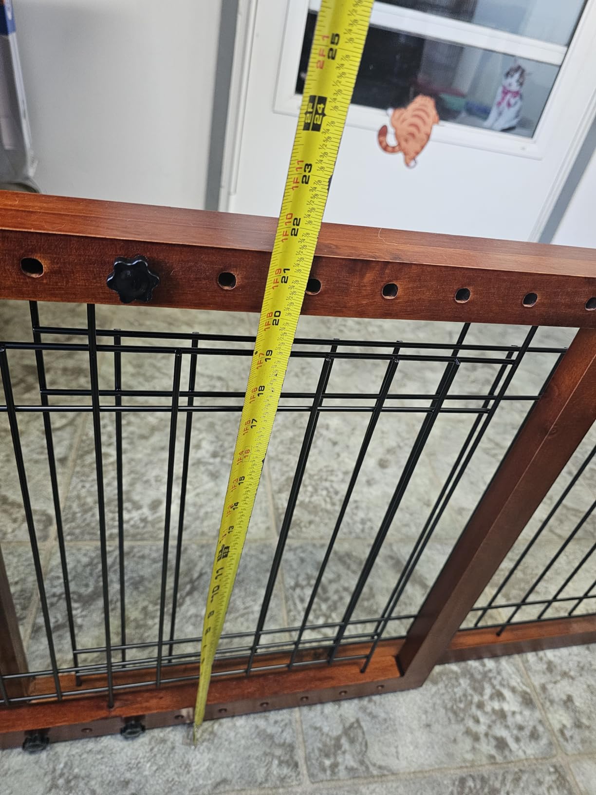 Bonnlo Free Standing Dog Gate, 39