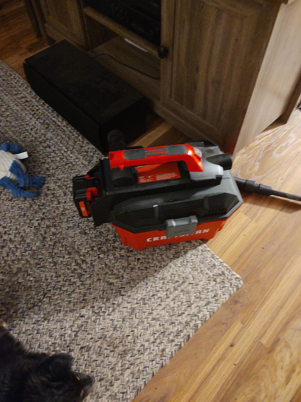 CRAFTSMAN CMCV002B 20V Max 2 gallon Wet Dry Vac (Tool Only) - Amazon Vine customer photo 1
