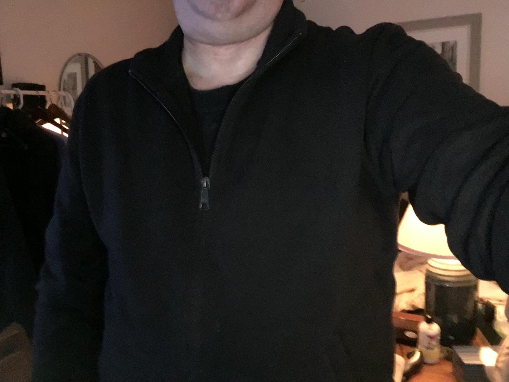 Amazon Essentials Men's Standard Full-Zip Fleece Mock Neck Midweight Sweatshirt with Pockets customer photo 2