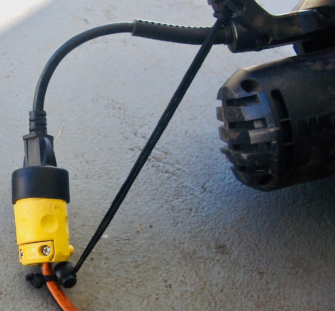 WORX Trivac 3-in-1 Electric Leaf Blower/Leaf Vacuum/Leaf Mulcher, WG512 | 600CFM Airflow, 16:1 Mulch Ratio for Heavy-Duty Leaf Removal, Corded customer photo 1