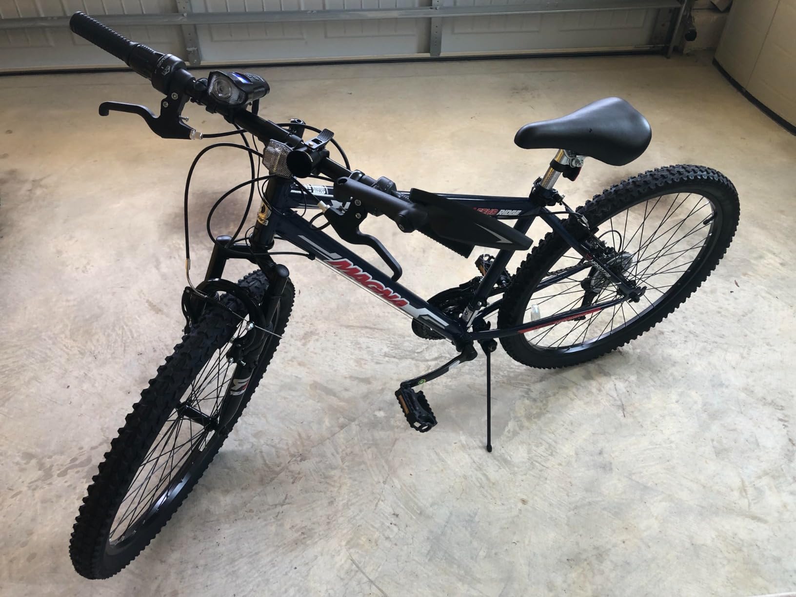 Dynacraft Magna Echo Ridge Mountain Bike – Rugged and Durable Design, Perfect for Teens and Adults Learning to Ride, Sturdy and Easy to Assemble, Ideal for Adventurers customer photo 2