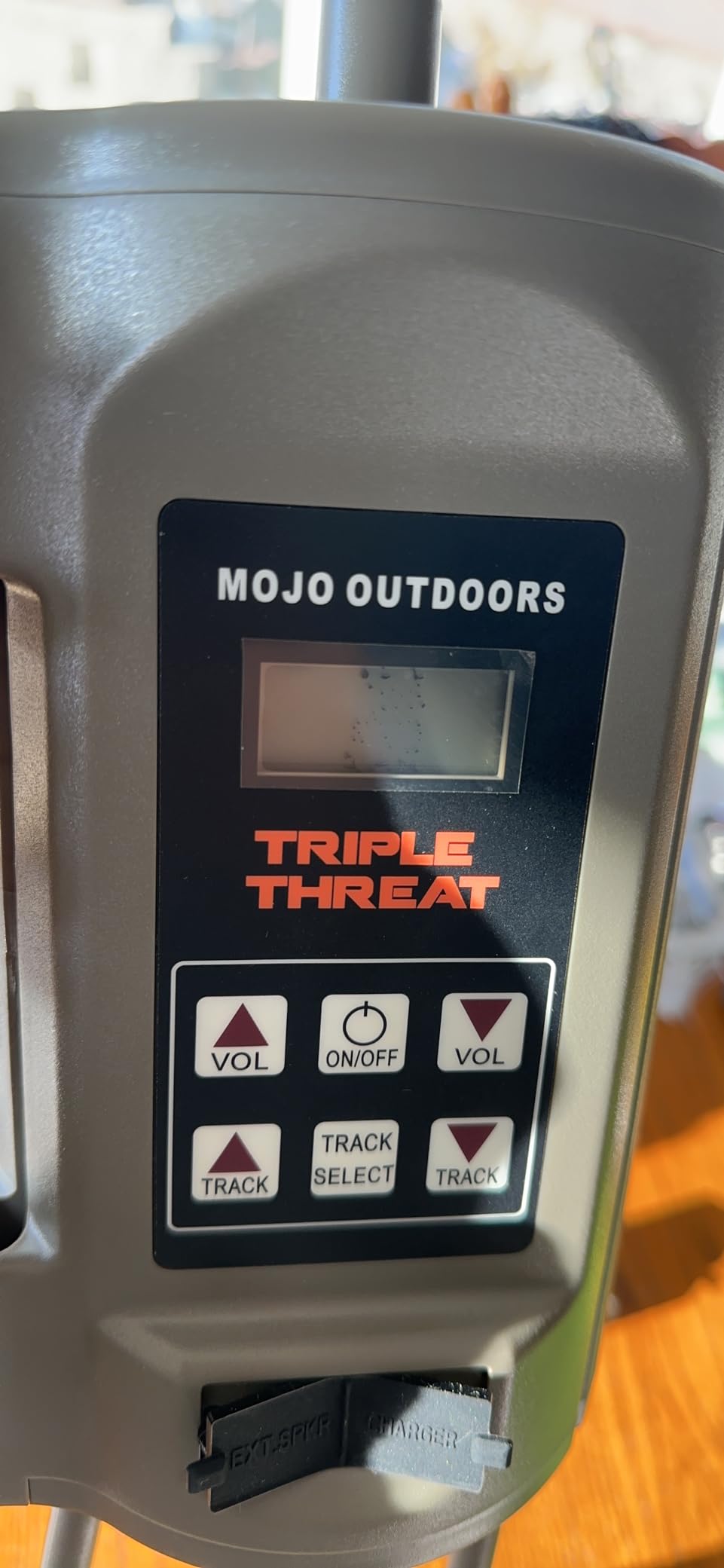 MOJO Outdoors Triple Threat E-Caller Predator Coyote Call Decoy 3-Part Complete Calling System for Successful Predator Hunting, Includes Remote, Critter Decoy and Comes Loaded with 80 Proven Sounds customer photo 1