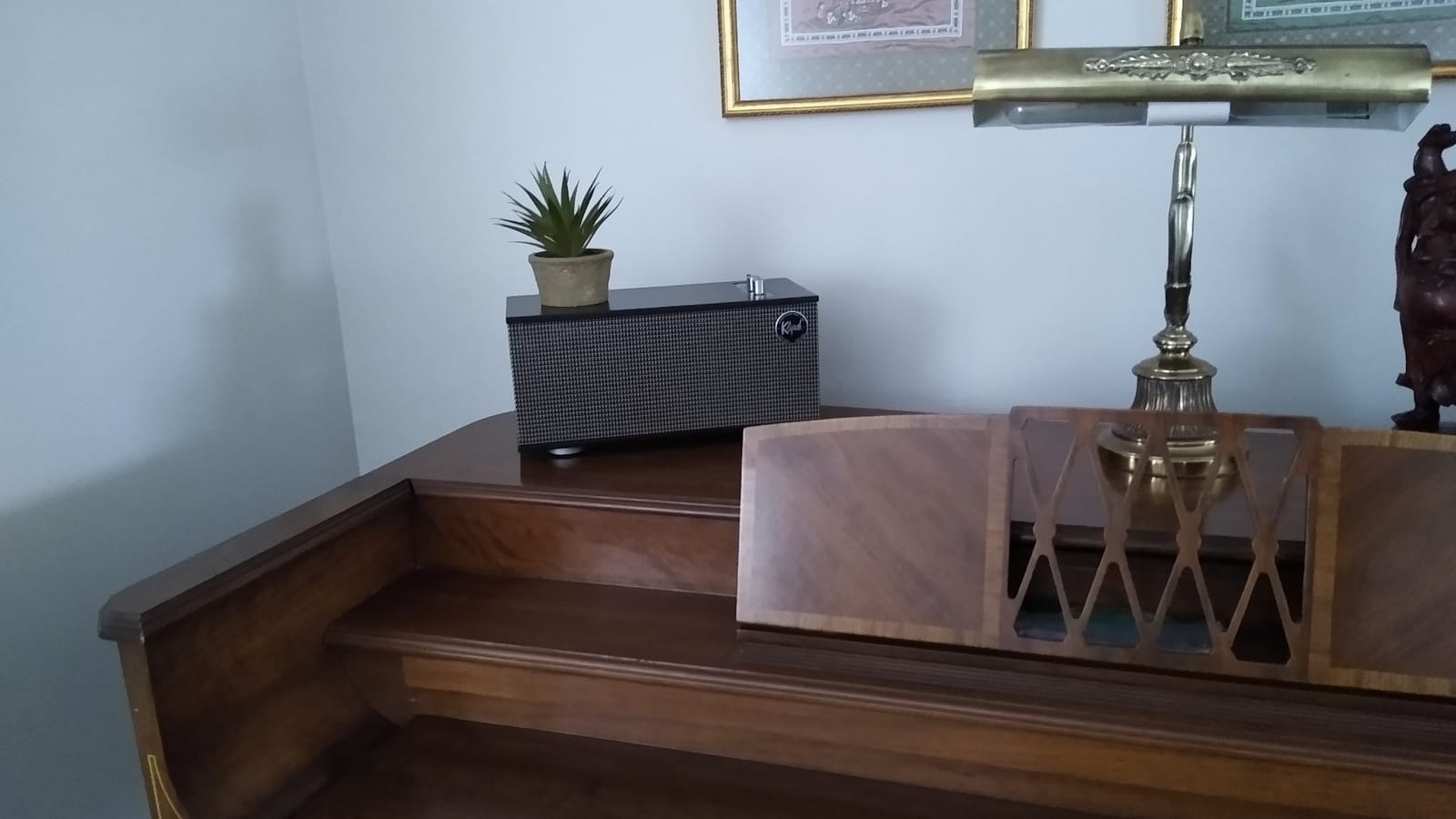 Klipsch Heritage Wireless The One II Tabletop Stereo Walnut customer photo 1