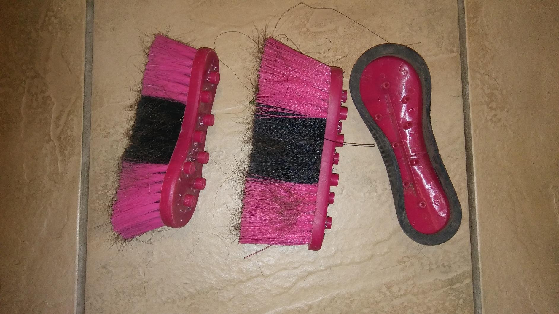 Derby Originals Premium Ringside 8 Item Horse Grooming Kits - Available in Eight Colors customer photo 2