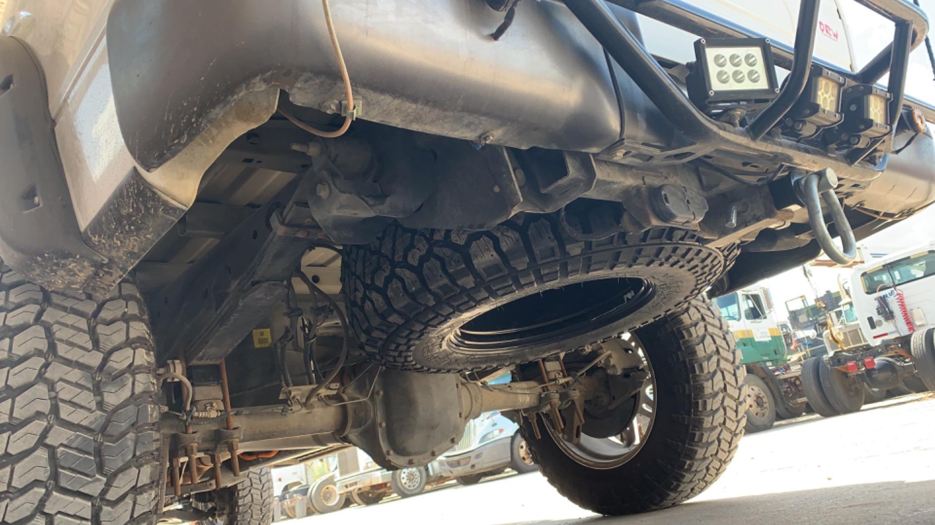 Kenda Klever R/T KR601 Rugged Terrain LT35X10.50R17 121R D Light Truck Tire customer photo 1
