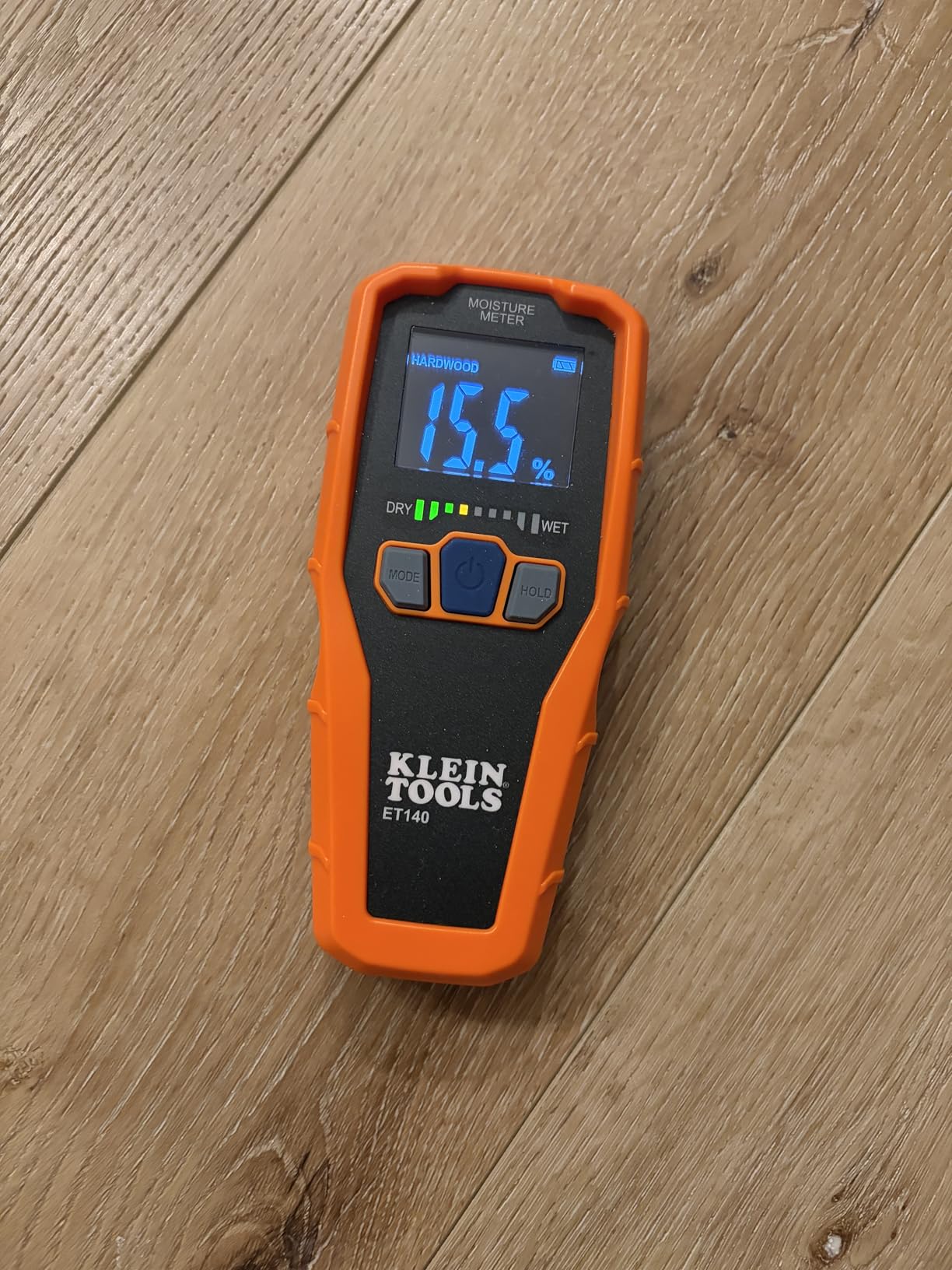Klein Tools ET140 Pinless Moisture Meter, Detects up to 3/4-Inch Deep customer photo 1