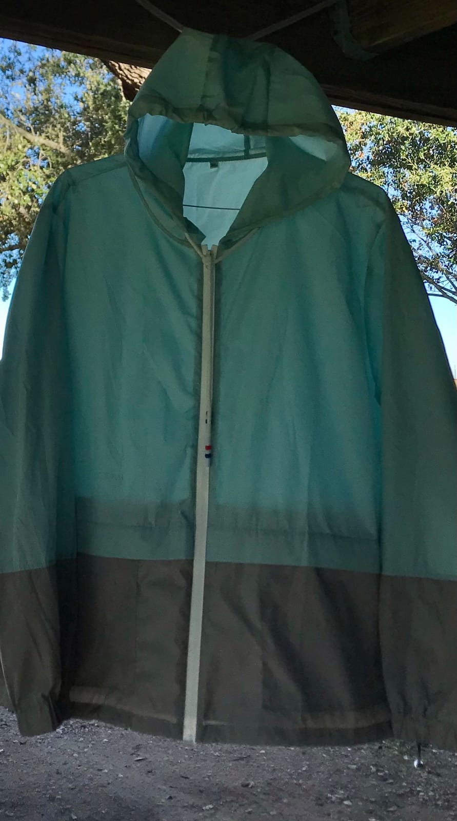 Avoogue Raincoat Women Lightweight Waterproof Rain Jackets Packable Outdoor Hooded Windbreaker customer photo 2