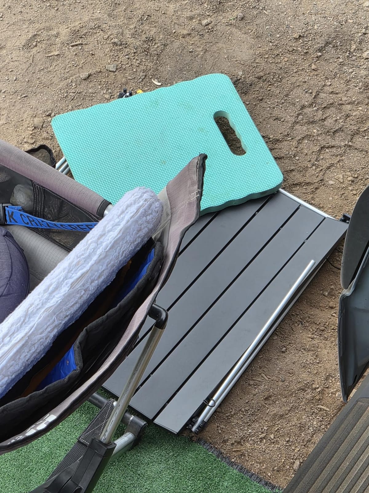 Grope Portable Camping Table,Aluminum Folding Beach Table (Black-S) customer photo 1