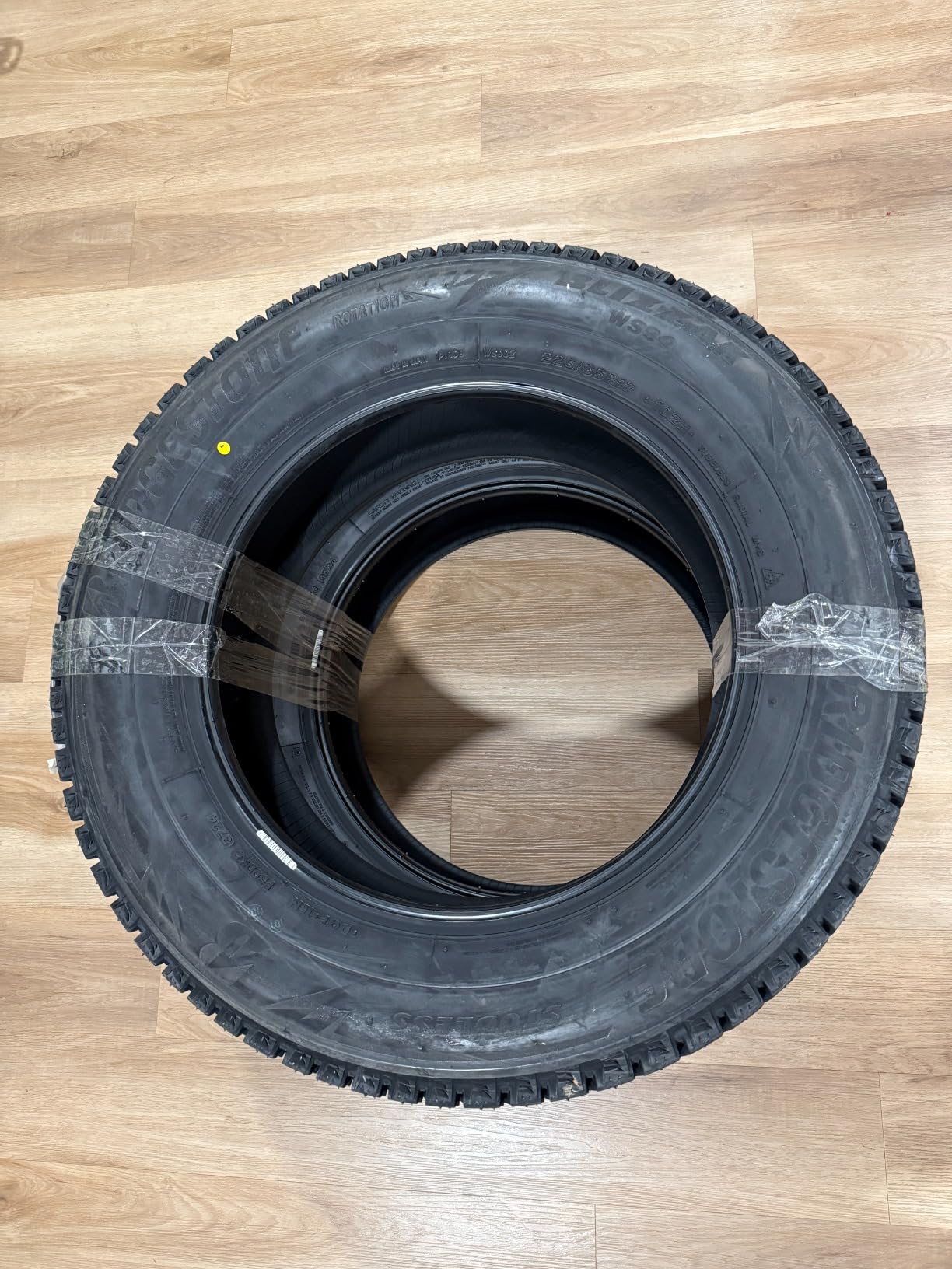 Bridgestone Blizzak WS90 Winter/Snow Passenger Tire 195/65R15 91 H customer photo 1