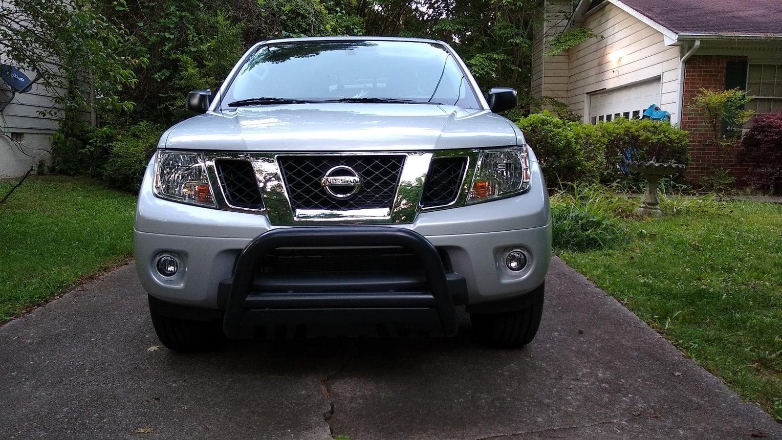 ECOTRIC Bull Bar Compatible with 2005-2021 Frontier Xterra Pathfinder customer photo 2