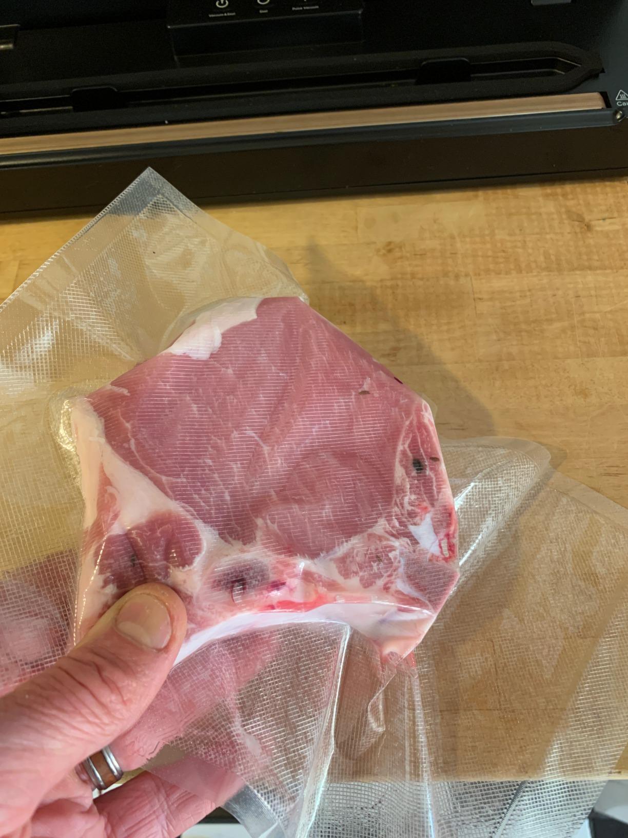 Anova Culinary Vacuum Sealer, Slim & Compact, Includes 10 Pre-Cut Bags (BPA-Free), Wet & Dry Dual Food Vacuum Sealer Machine for Sous Vide and Long-Term Storage, 2-Year Warranty customer photo 2