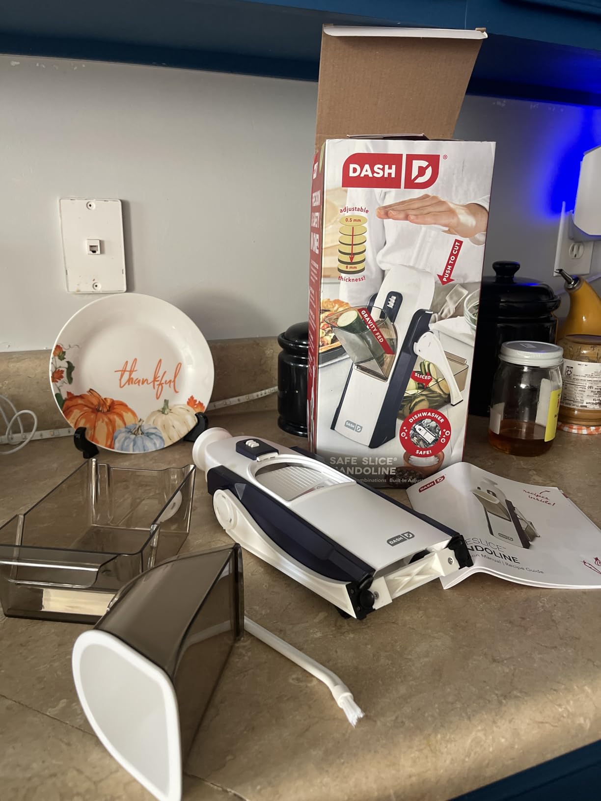 Dash Safe Slice® Mandoline - Compact, Foldable Food Slicer - Slice, Dice, Julienne & More - Perfect for Quick Food Prep - Recipe Guide Included - Cool Grey customer photo 2