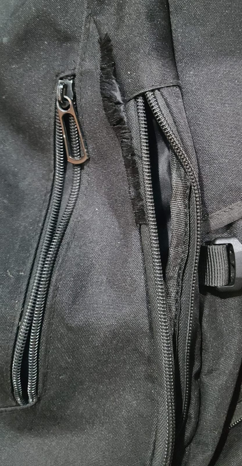 WENIG Anti-Theft Travel Laptop Backpack with USB Charging Port Lock, Water Resistant Slim Work Computer Bag for Men, Fits 15.6 Inch Laptop customer photo 2