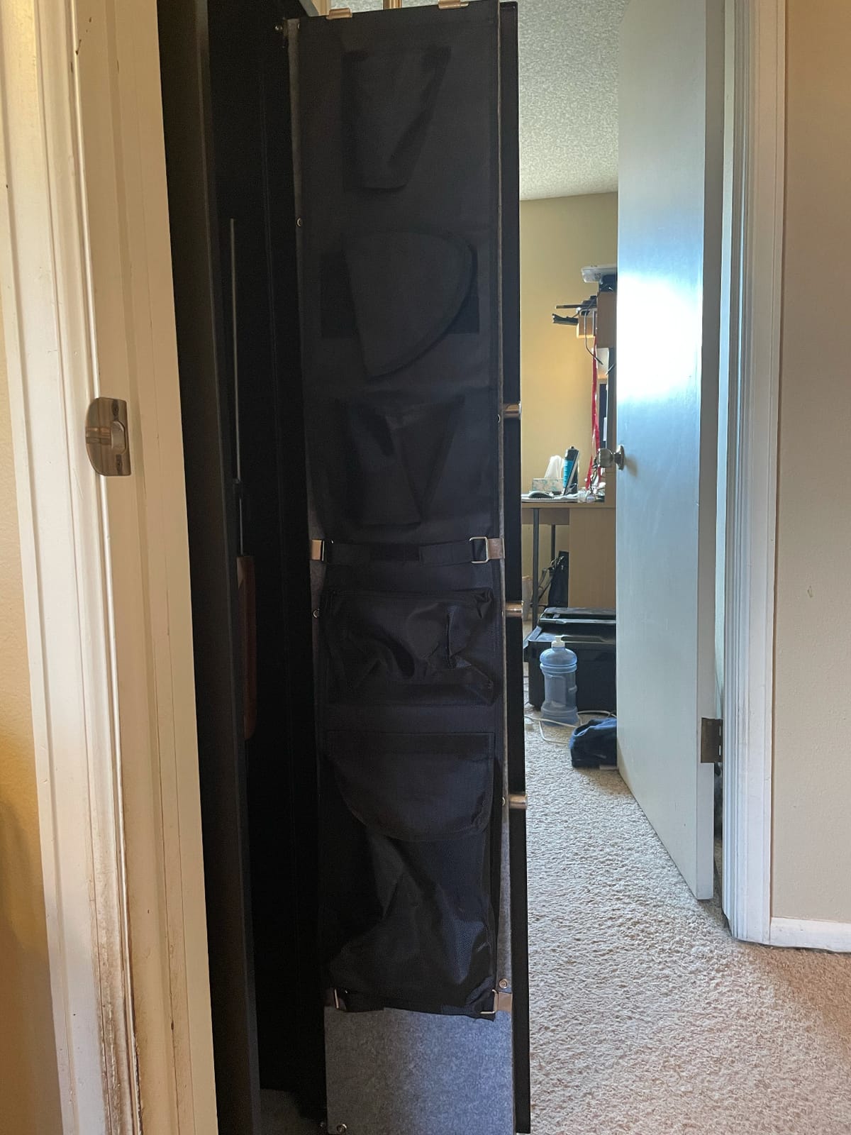 Langger V Biometric Rifle Gun Safe,Quick Access 5-Gun Large Improved Fingerprint Shotgun Security Cabinet for Rifle Shotgun w/o Scopes with Pistol Lock Box,Removable Storage Shelf (New Biometric Safe) customer photo 1