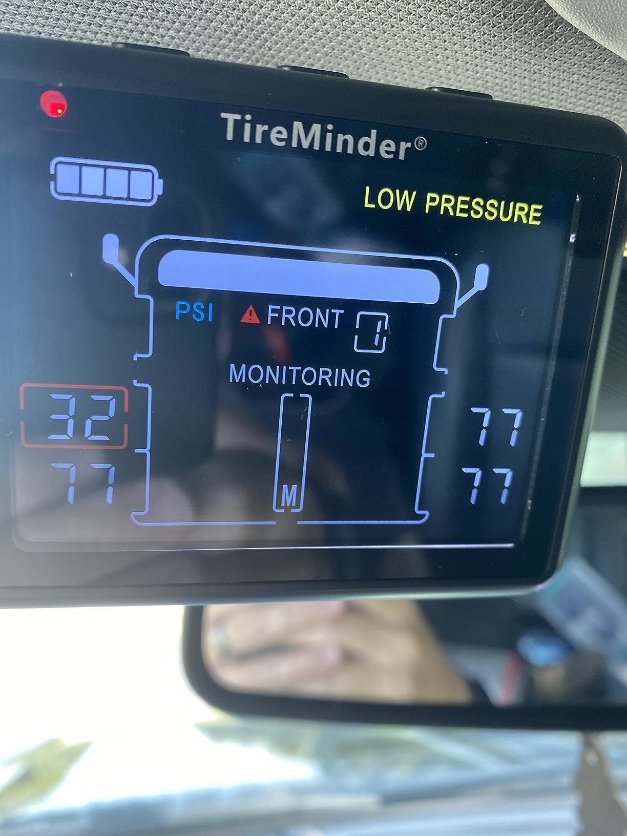 TireMinder i10 RV TPMS with 4 Transmitters, Black customer photo 2