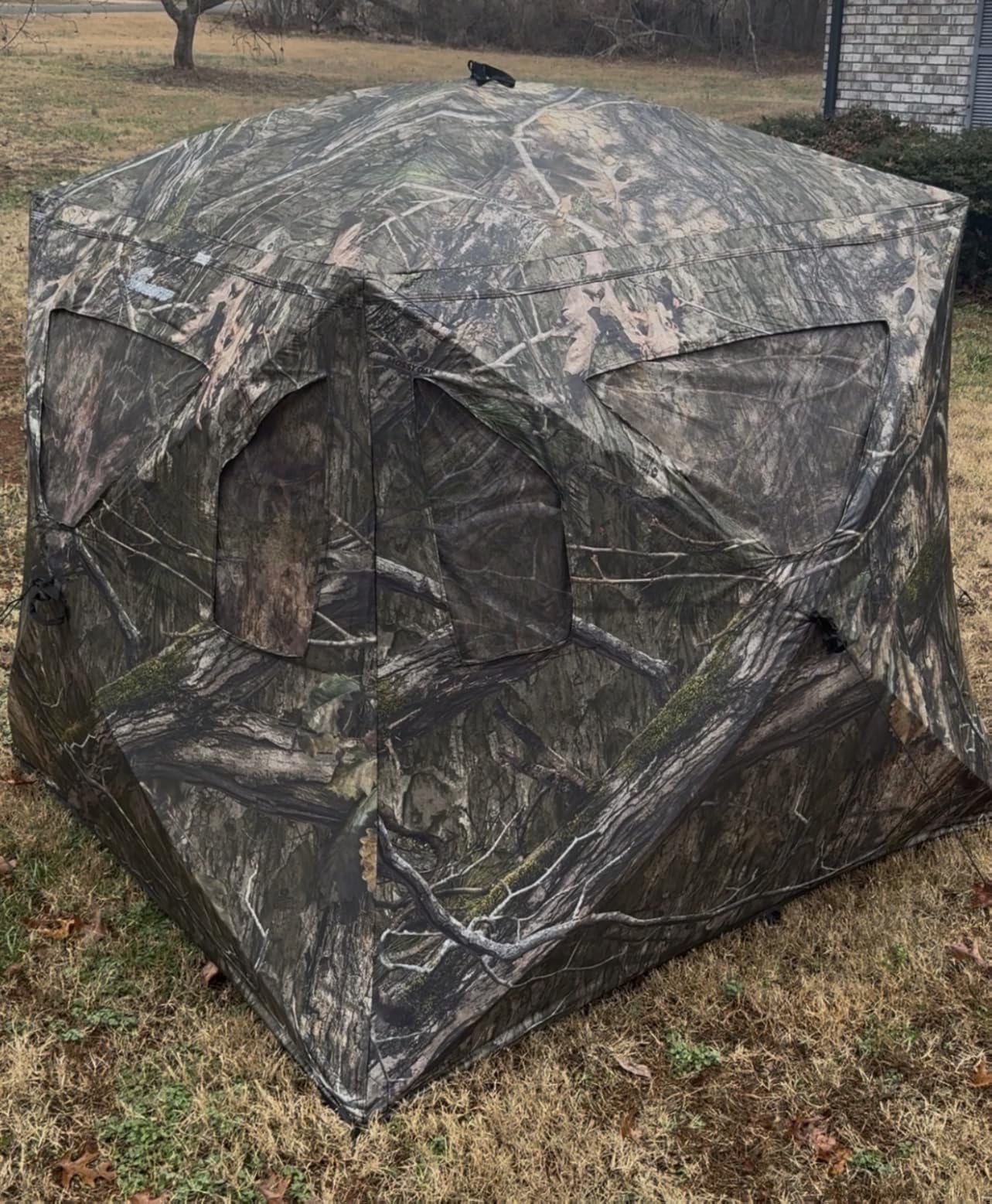 Ameristep Brickhouse Hunting Blind | 3-Person Ground Blind in Mossy Oak Break-Up Country, One Size | 3-person capacity, 59 x 59 x 67 inches, 10 windows, easy setup and takedown customer photo 1