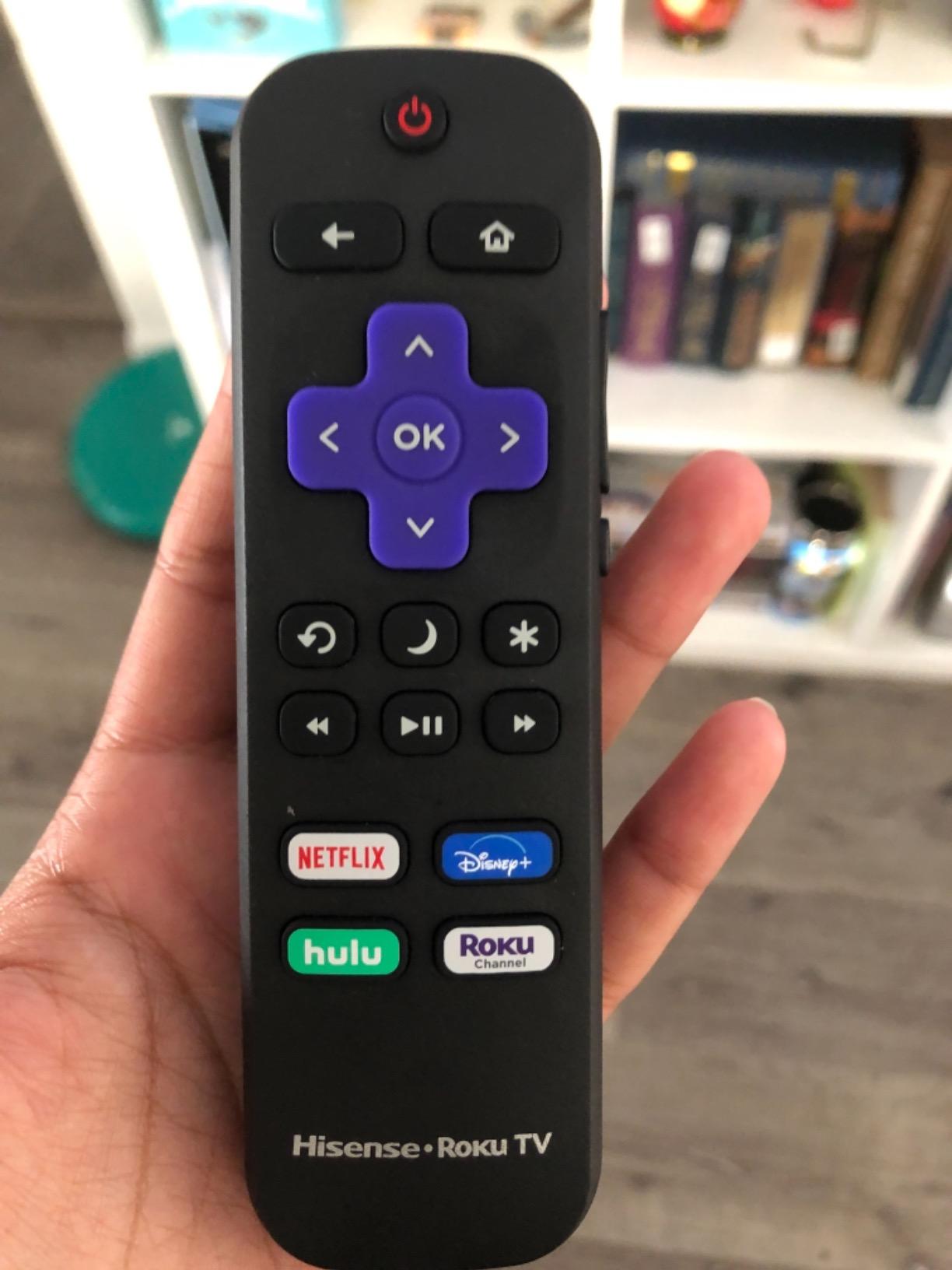 Hisense 43-Inch Class R6090G Roku 4K UHD Smart TV with Alexa Compatibility (43R6090G, 2020 Model) customer photo 2