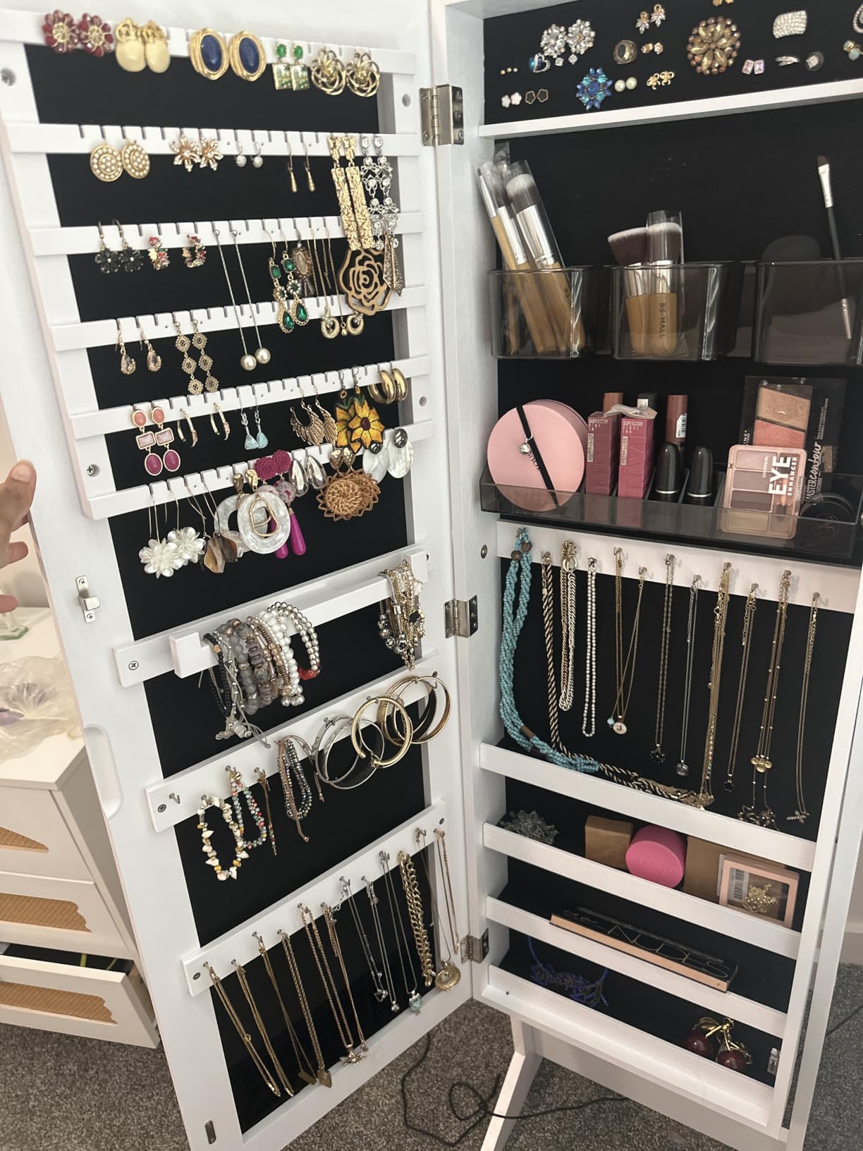 SONGMICS LED Jewelry Cabinet Standing, Lockable Armoire | Freestanding Storage Organizer with 2 Plastic Cosmetic Storage, Full-Length Mirror, for Necklace Earring, White UJJC002W01 customer photo 1
