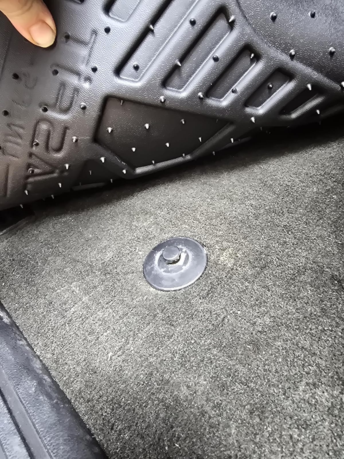 LASFIT Floor Mats for Chevy Silverado/GMC Sierra 1500 2019-2026 customer photo 1